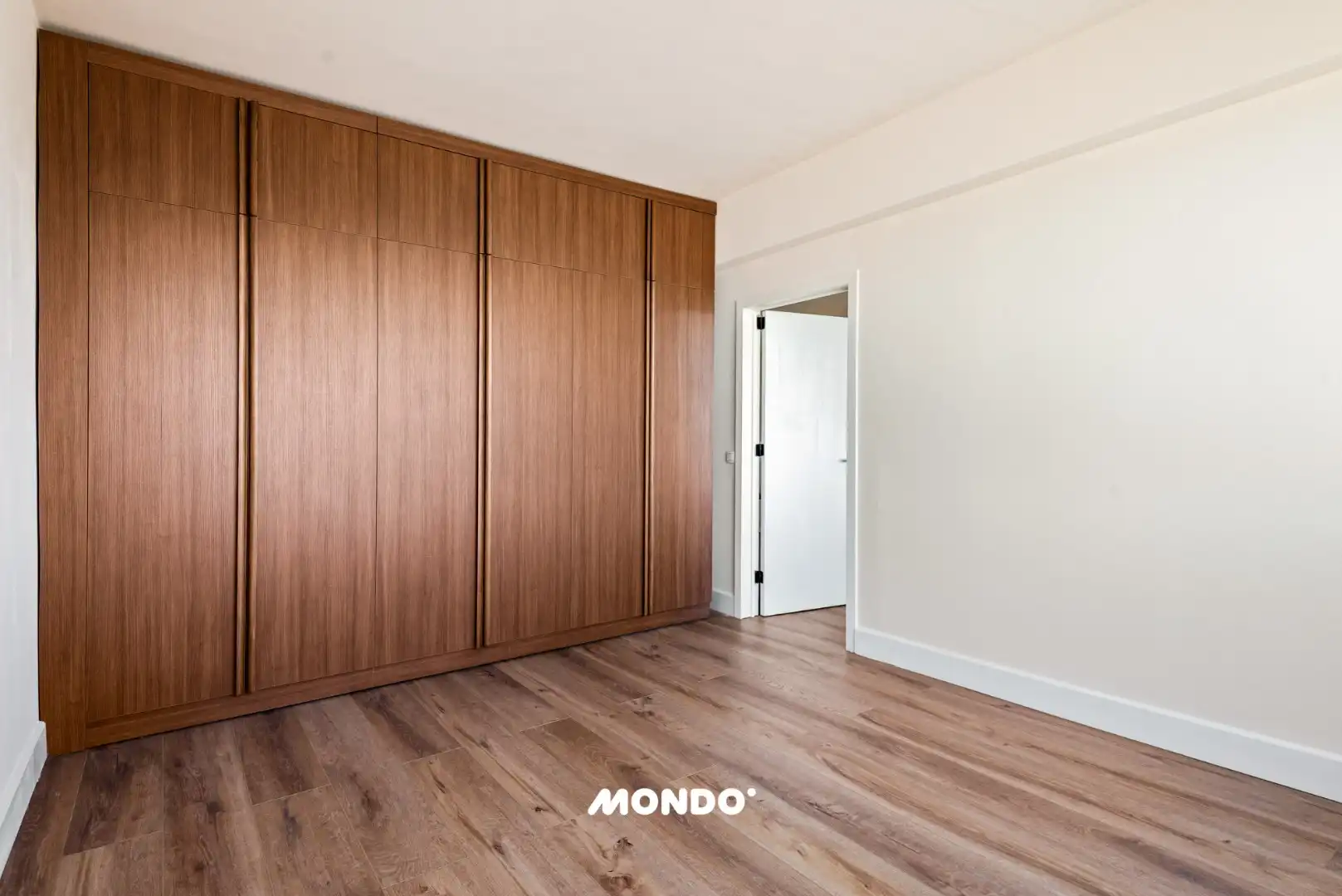Exclusief appartement met panoramisch zicht op Antwerpen foto 23