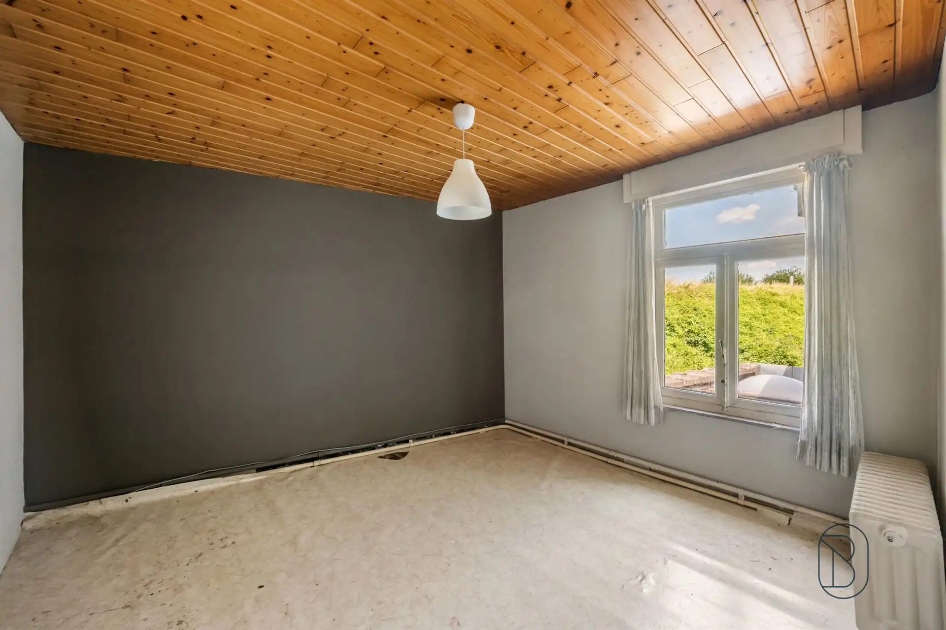 Te renoveren woning met 3 slk, garage en tuin! foto 15