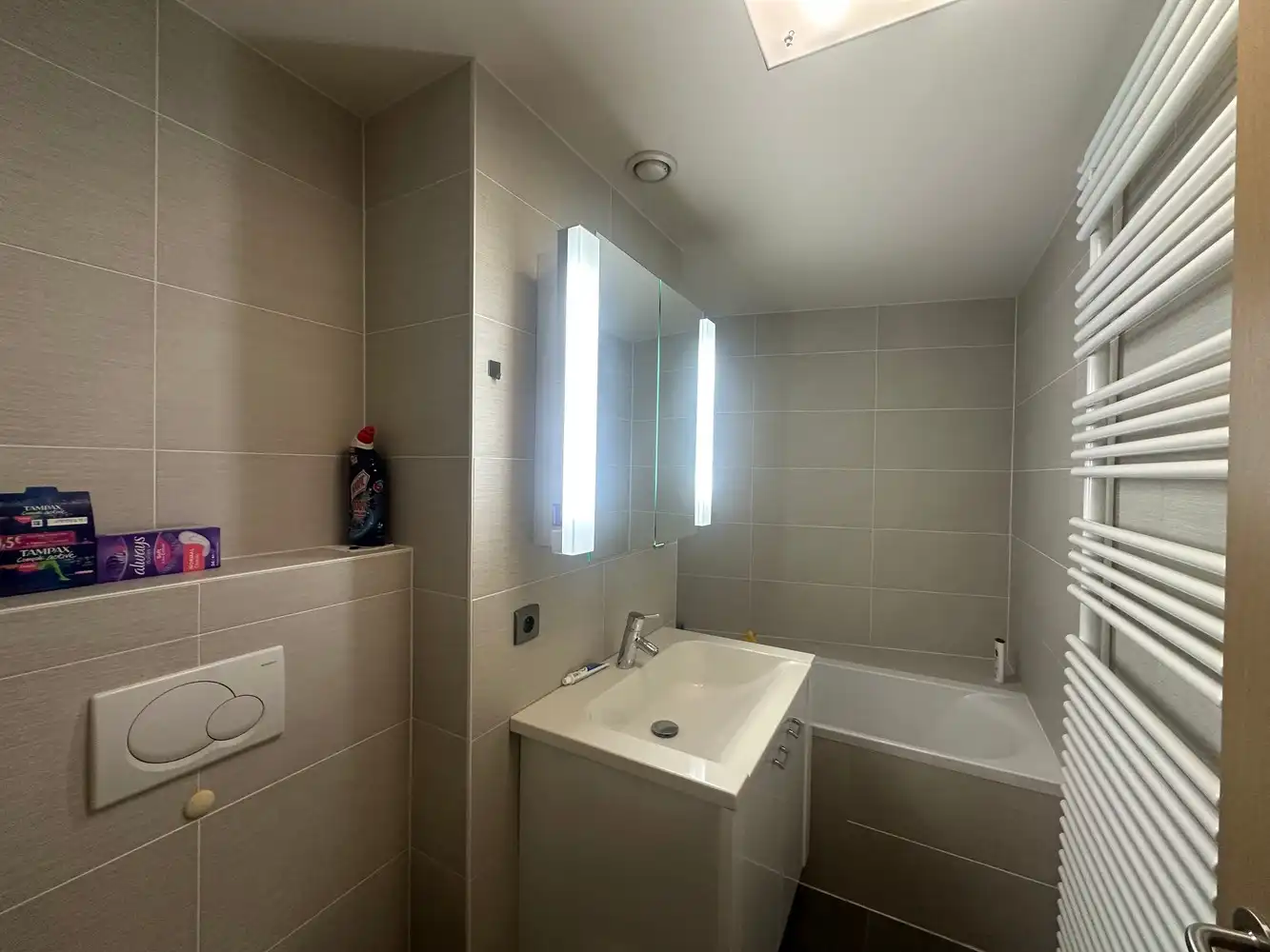 Appartement te huur foto 13