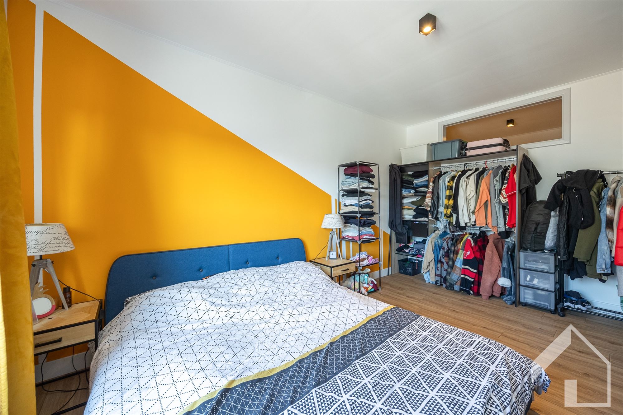 prachtig gerenoveerde 2-slaapkamerappartement foto 12