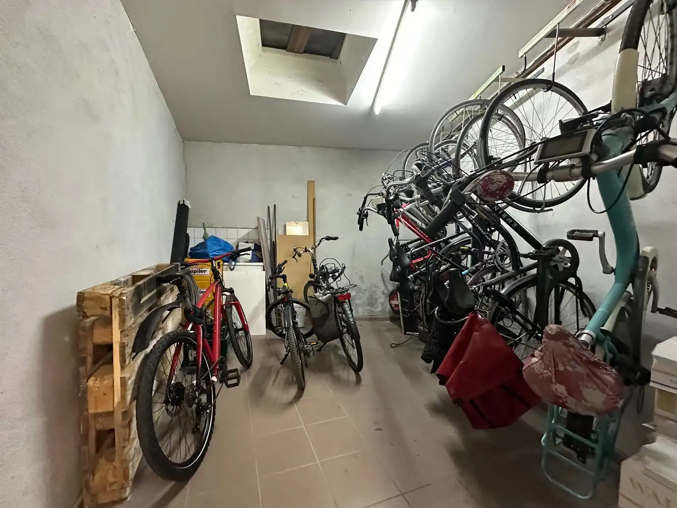 Prachtige opbrengsteigendom met 8 appartementen met gemeenschappelijke fietsenstalling te Merksem! foto 13