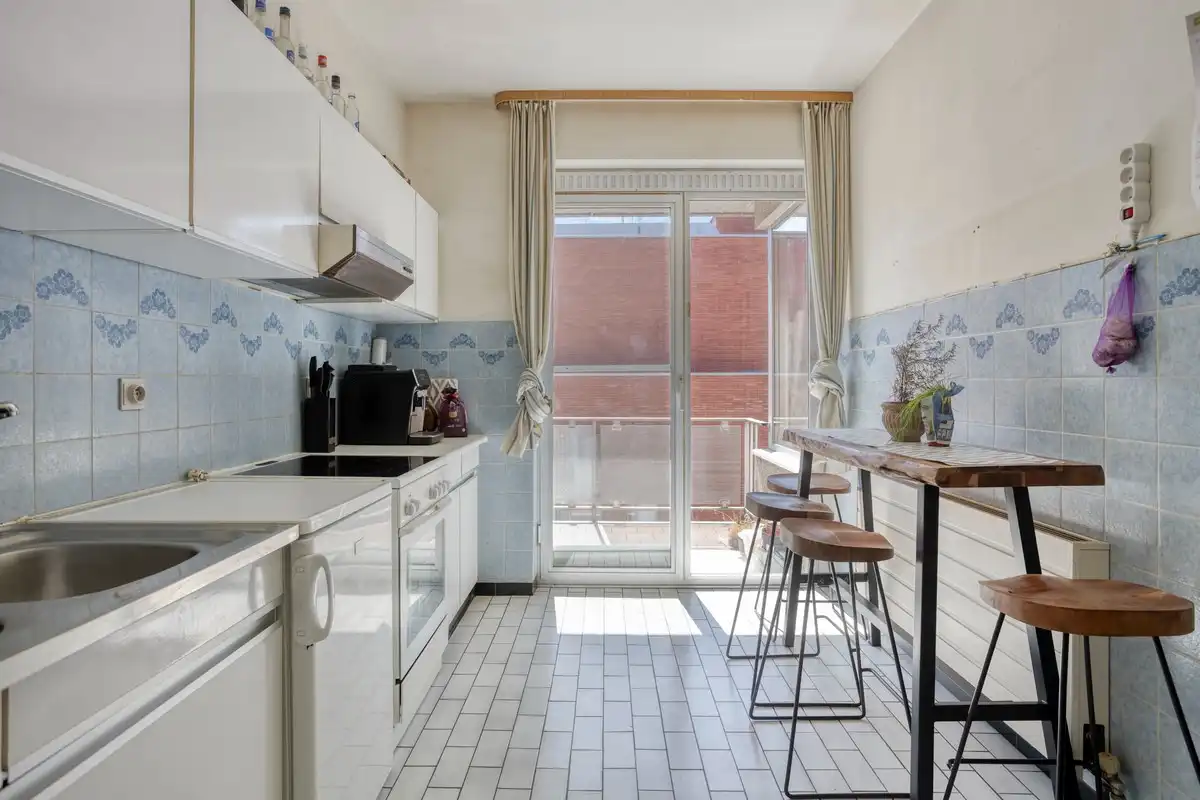 Op te frissen appartement met garage en kelderberging op toplocatie aan de stadsrand van Tongeren foto 6