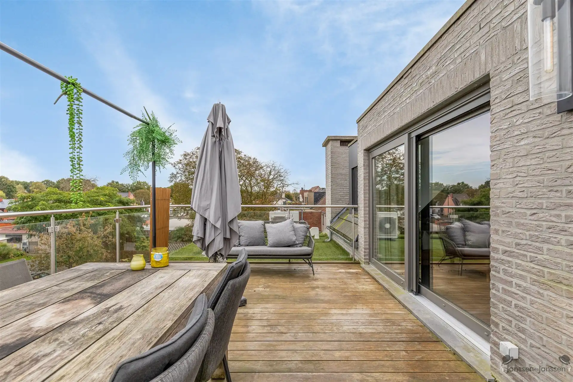 Ruim nieuwbouw appartement met 2 slaapkamers (bemeubeld)  foto 23