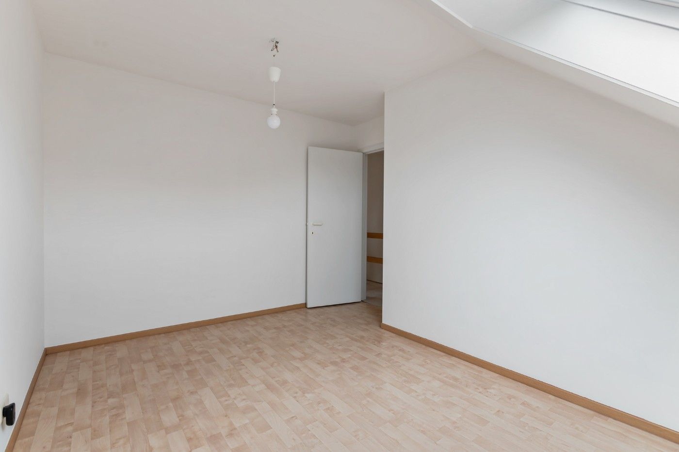 Ruime, instapklare woning met 3 à 4 slpk., inpandige garage en tuin foto 13