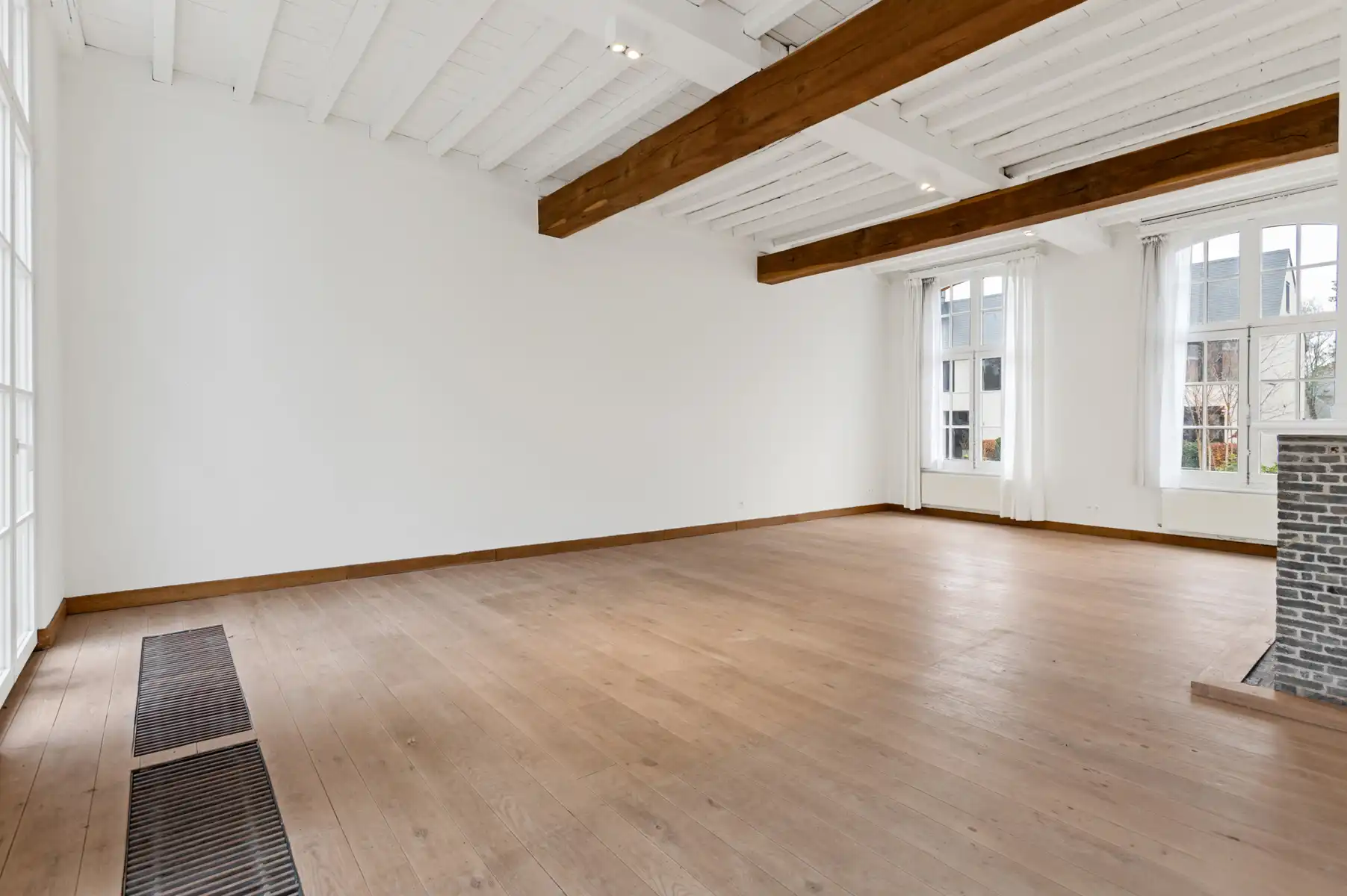 Unieke pastoriewoning in parktuin met uniek uitzicht foto 5