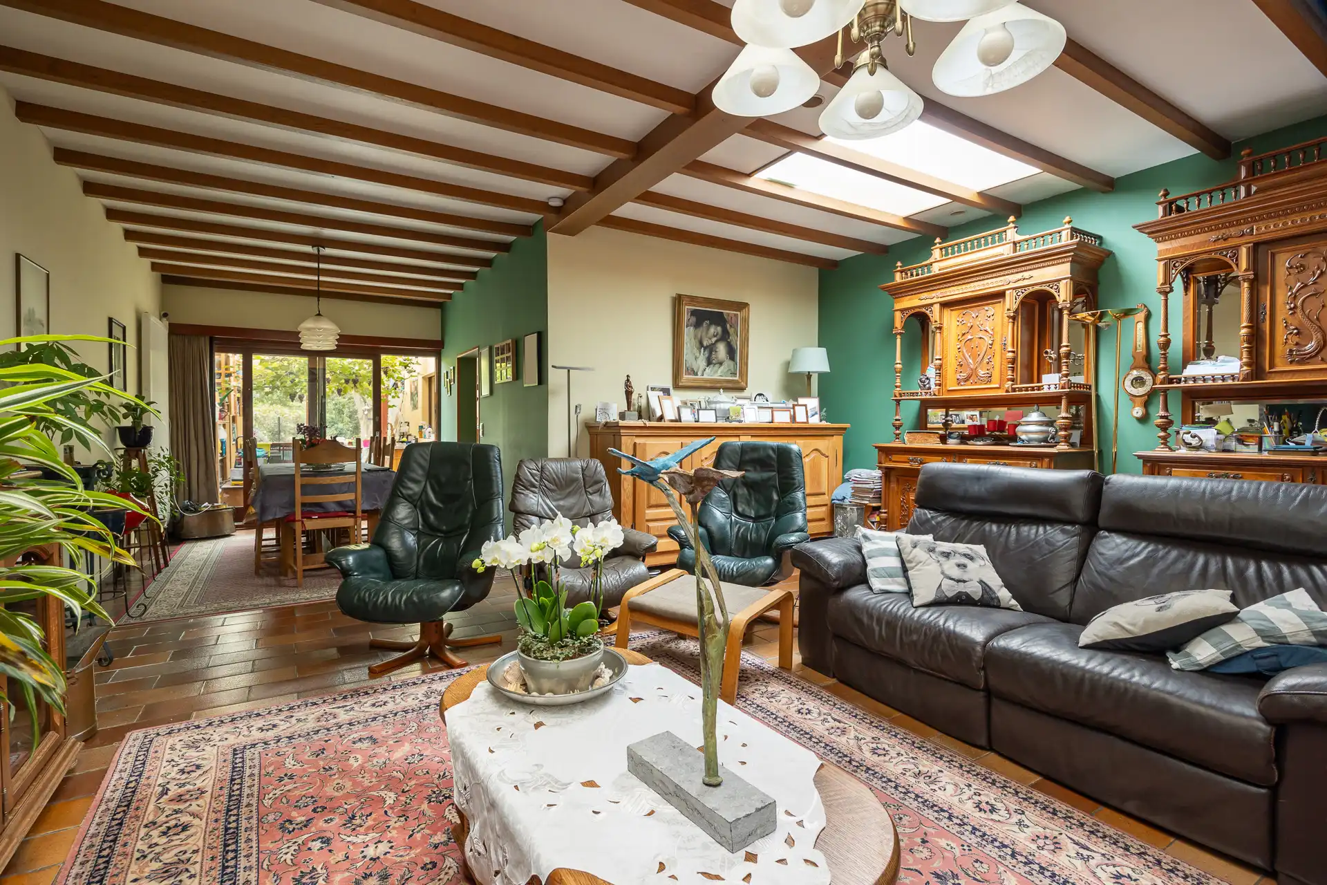 Ruime herenwoning met 5 slaapkamers en praktijk in centrum foto 3