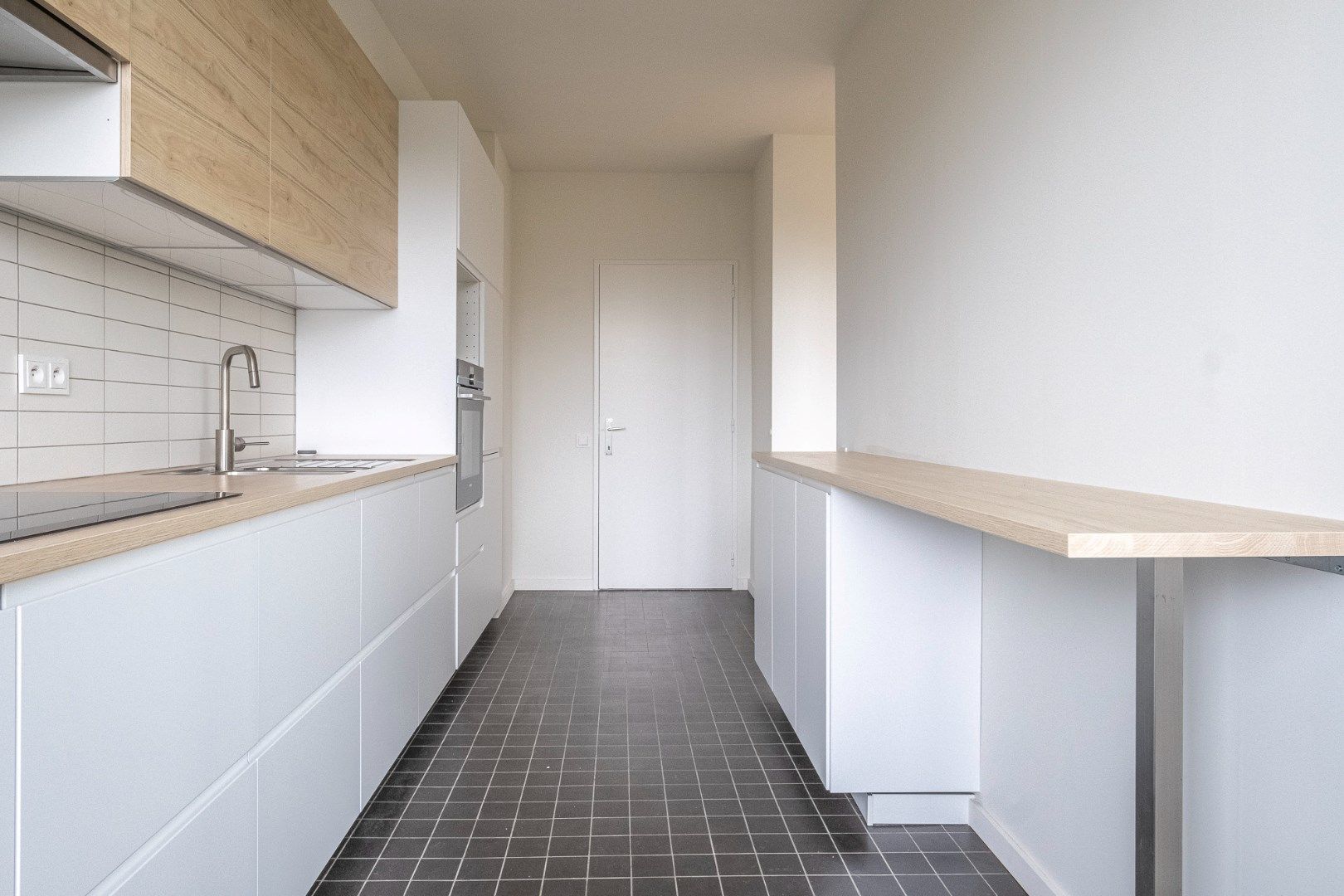 Ruim appartement met terras foto 6