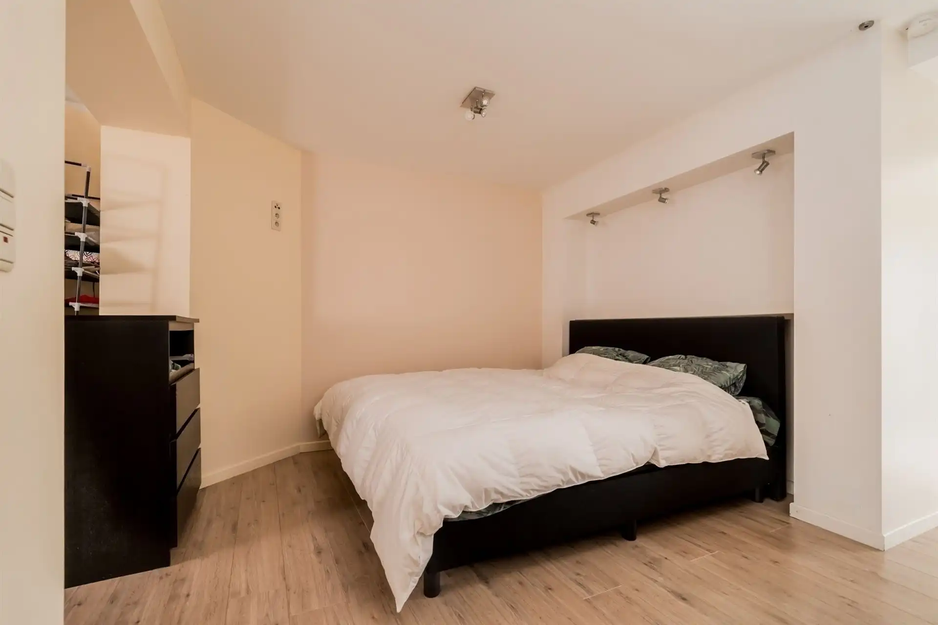 Instapklare woning met 3 slpks aan park Bel air! foto 12