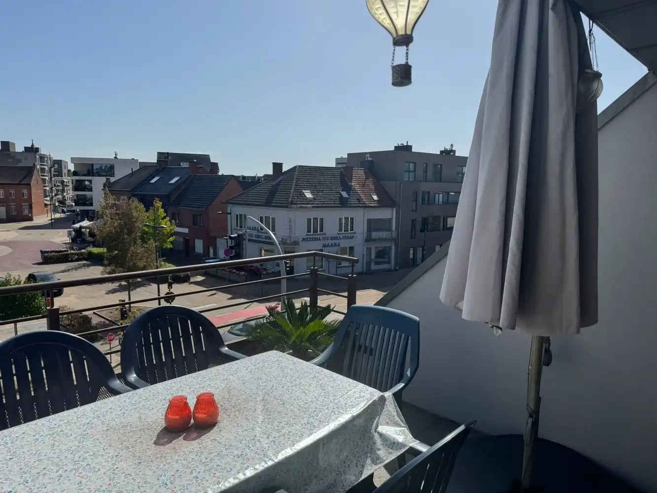 Appartement met 2 slaapkamers, terras en autostandplaats in centrum Paal foto 13