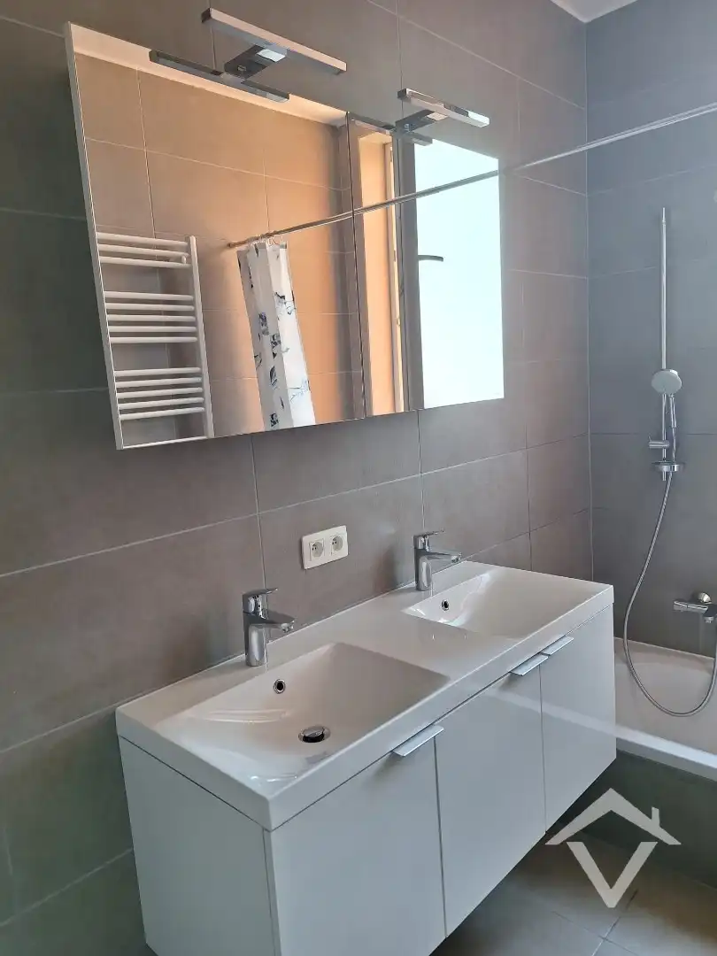 Rustig gelegen appartement met 2 slaapkamers te Bovekerke. foto 5