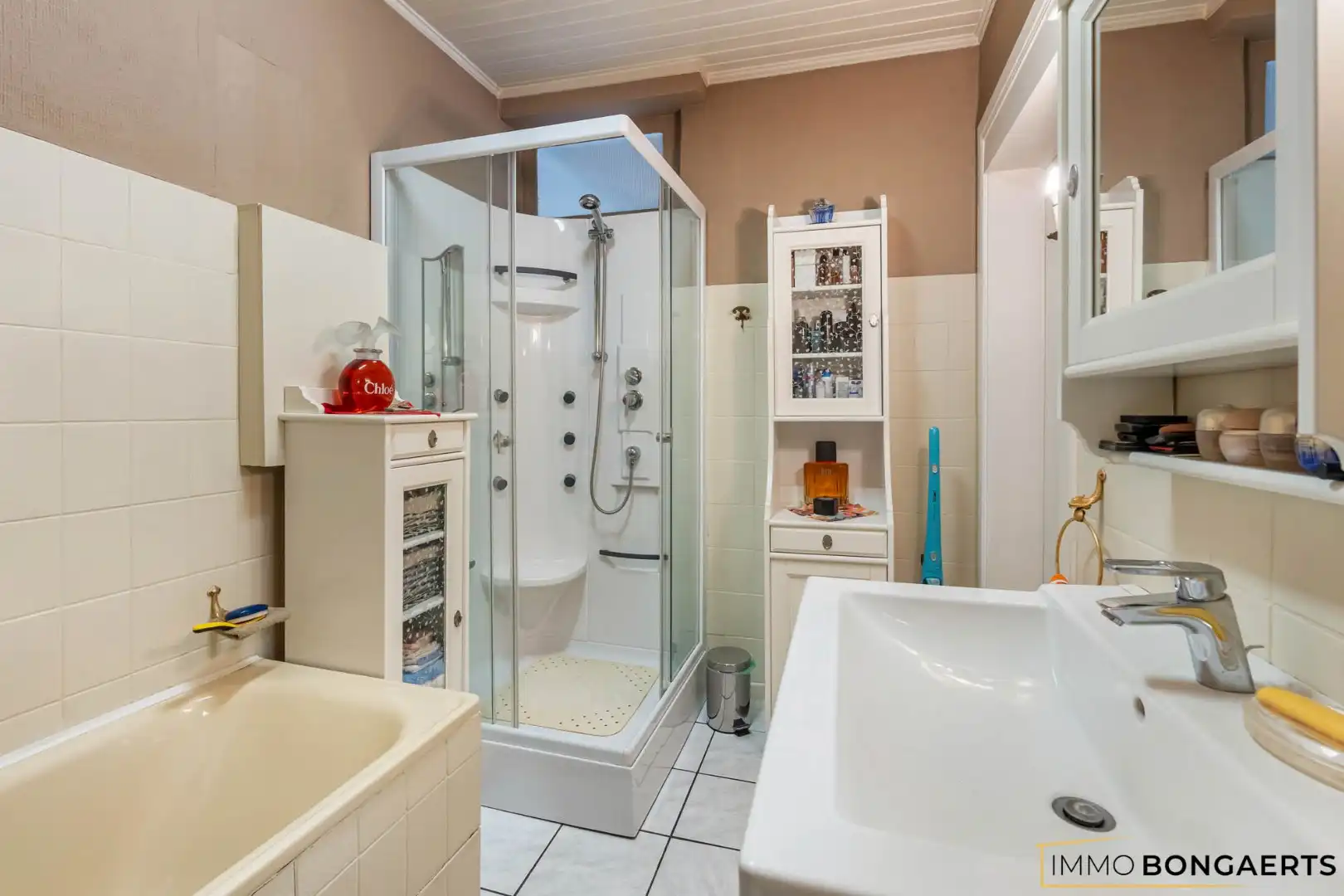 Karaktervolle woning met 5 slaapkamers in Sint-Lambrechts-Herk foto 14