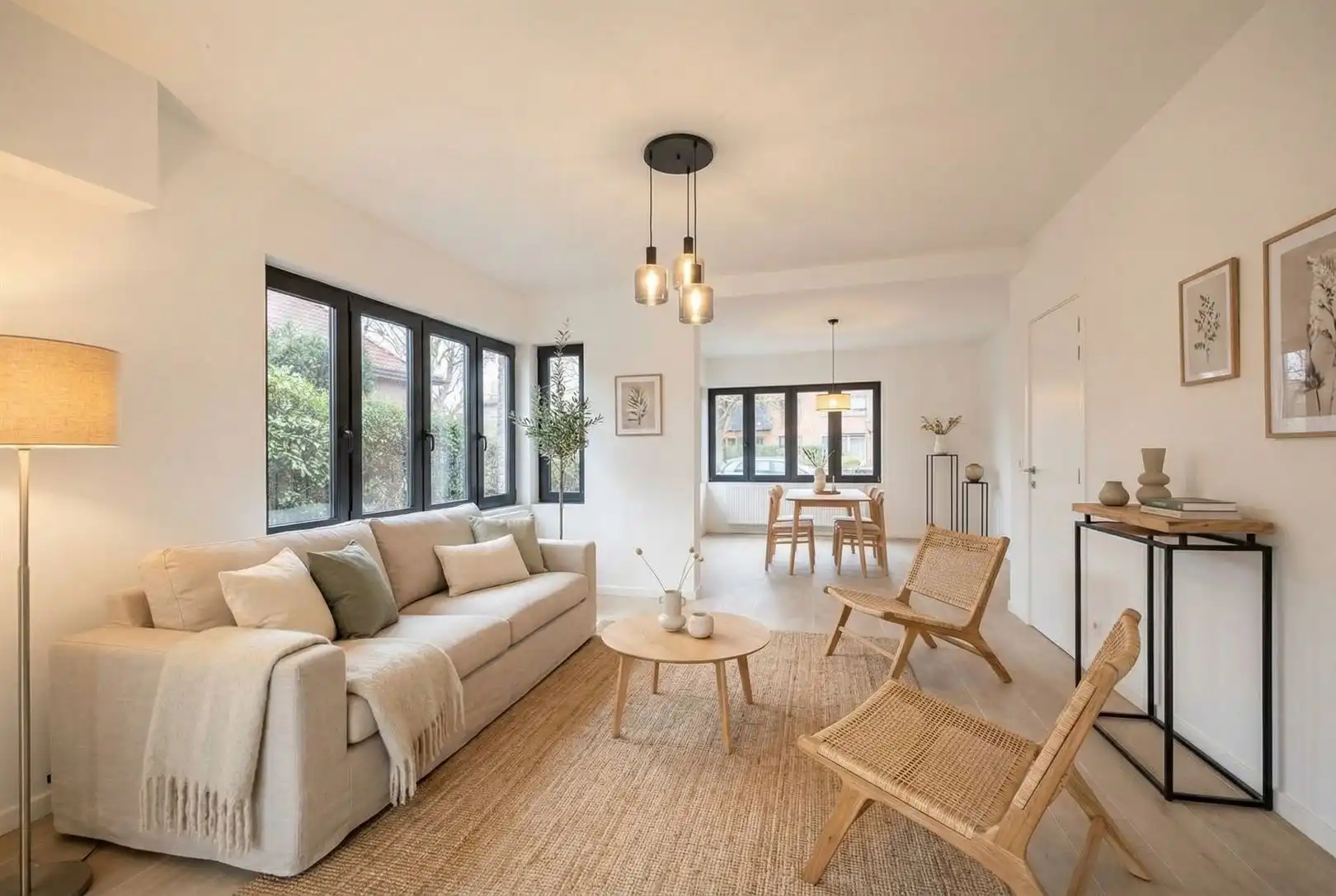 Gerenoveerde woning in zeer geliefde straat in centrum!  foto 2