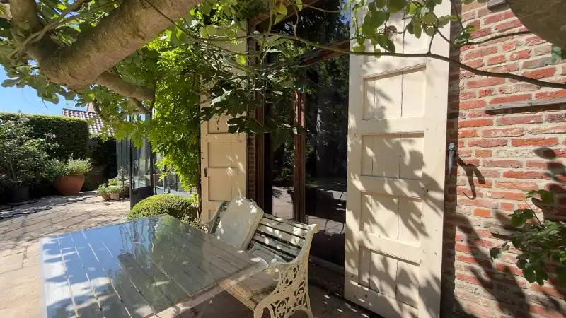 Exclusieve villa 540m² in authentieke stijl met praktijk-kantoorruimte op 17 are met vergezicht op Netevallei foto 15