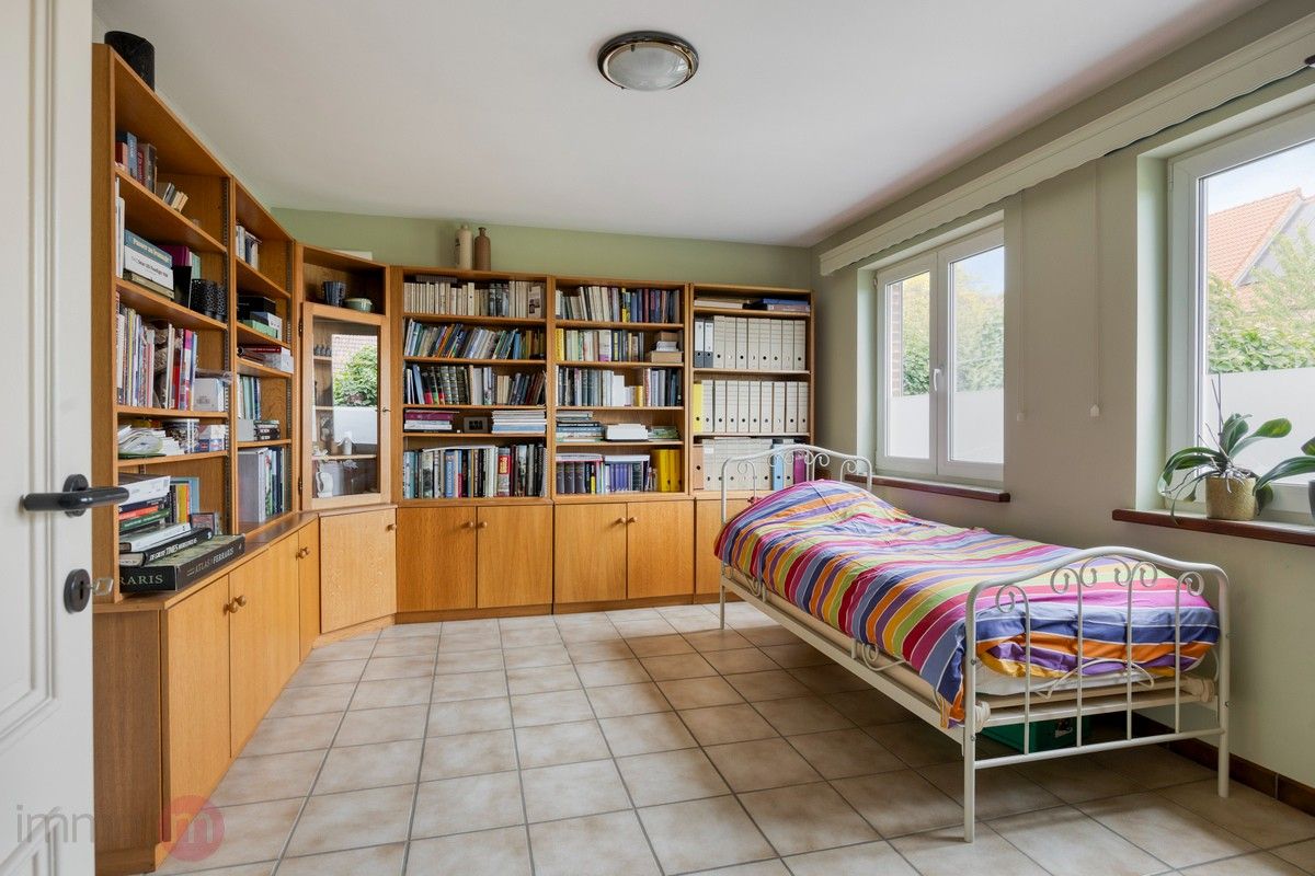 Prachtige villa (open bebouwing) met adembenemend uitzicht in rustige omgeving met 5 slaapkamers. foto 15