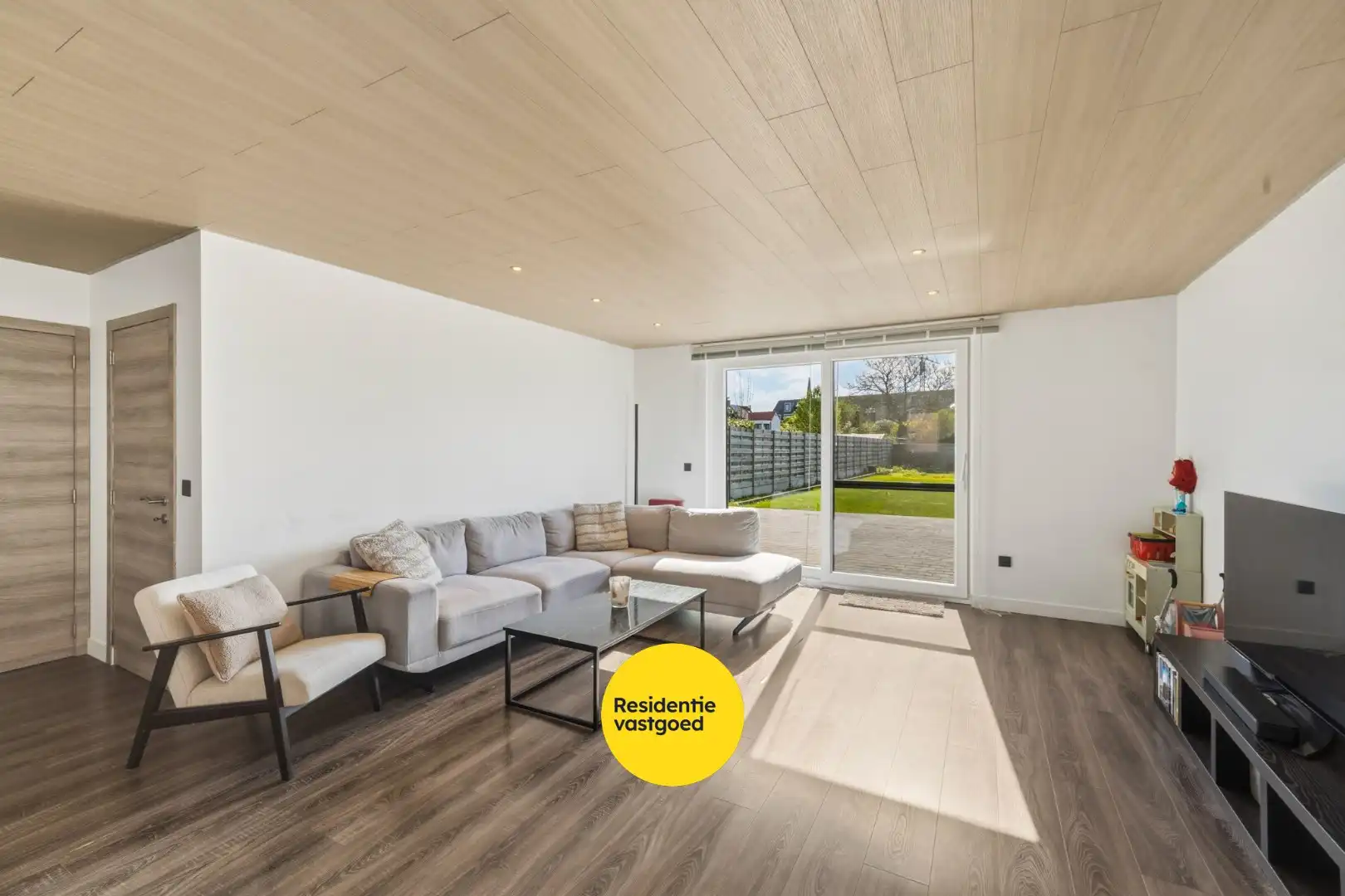 Verrassend ruime gezinswoning met zonnige tuin in Oudenburg foto 6