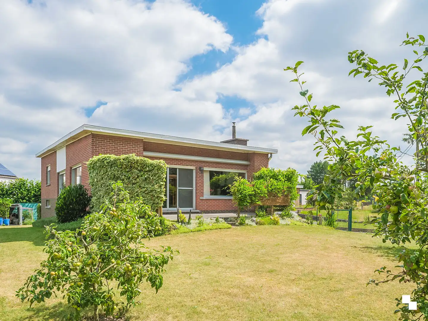 Op te frissen alleenstaande woning te koop in Merelbeke-Melle foto 25
