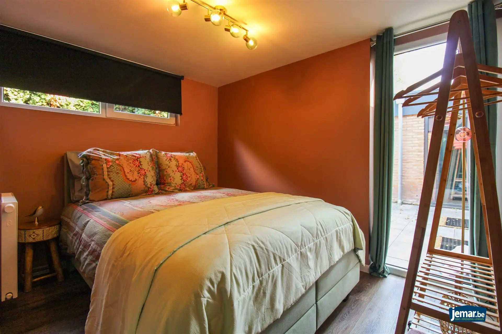 Stijlvol gerenoveerde vakantiewoning op vakantiedomein Sonnevijver met 2 slaapkamers, gelegen aan de Maanvijver, instapklaar en inclusief inboedel – ideaal voor eigen gebruik of verhuur! foto 6