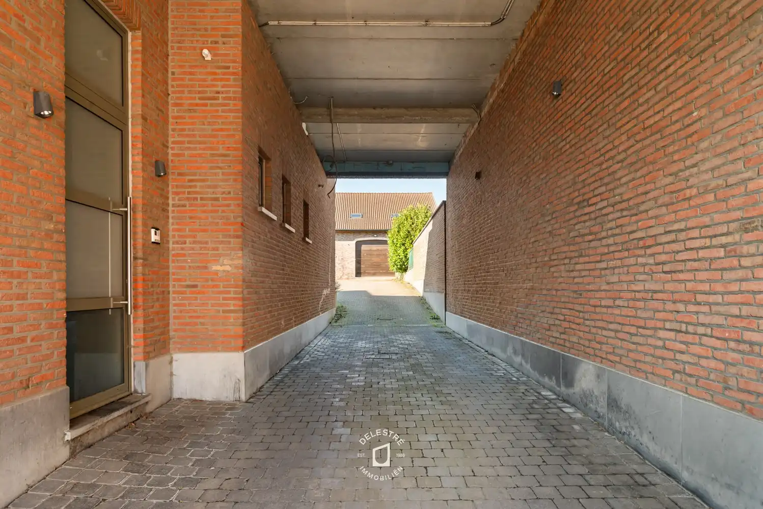 Veelzijdig investeringspand met 3 APP., MAGAZIJN, STAANPLAATSEN EN HANDELSPAND foto 38