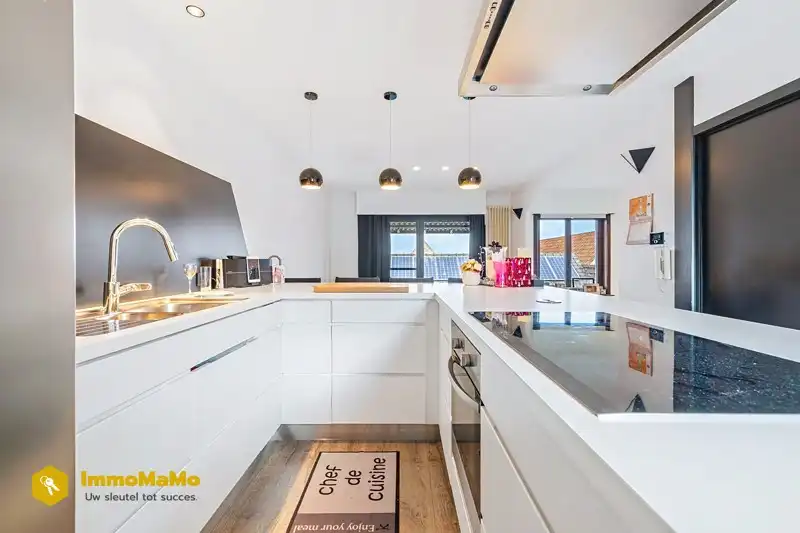 Ruime handelswoonst te koop in de dorpskern van Destelbergen foto 23