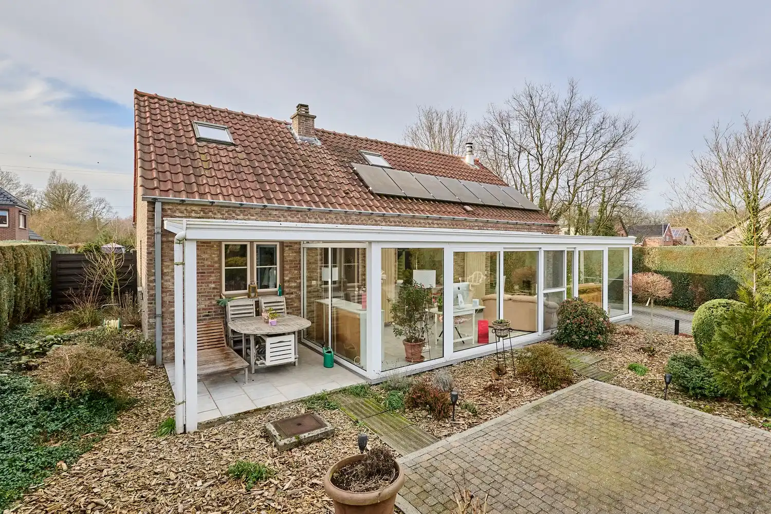 Praktisch ingedeeld keurig onderhouden landhuis - landelijk gelegen foto 24