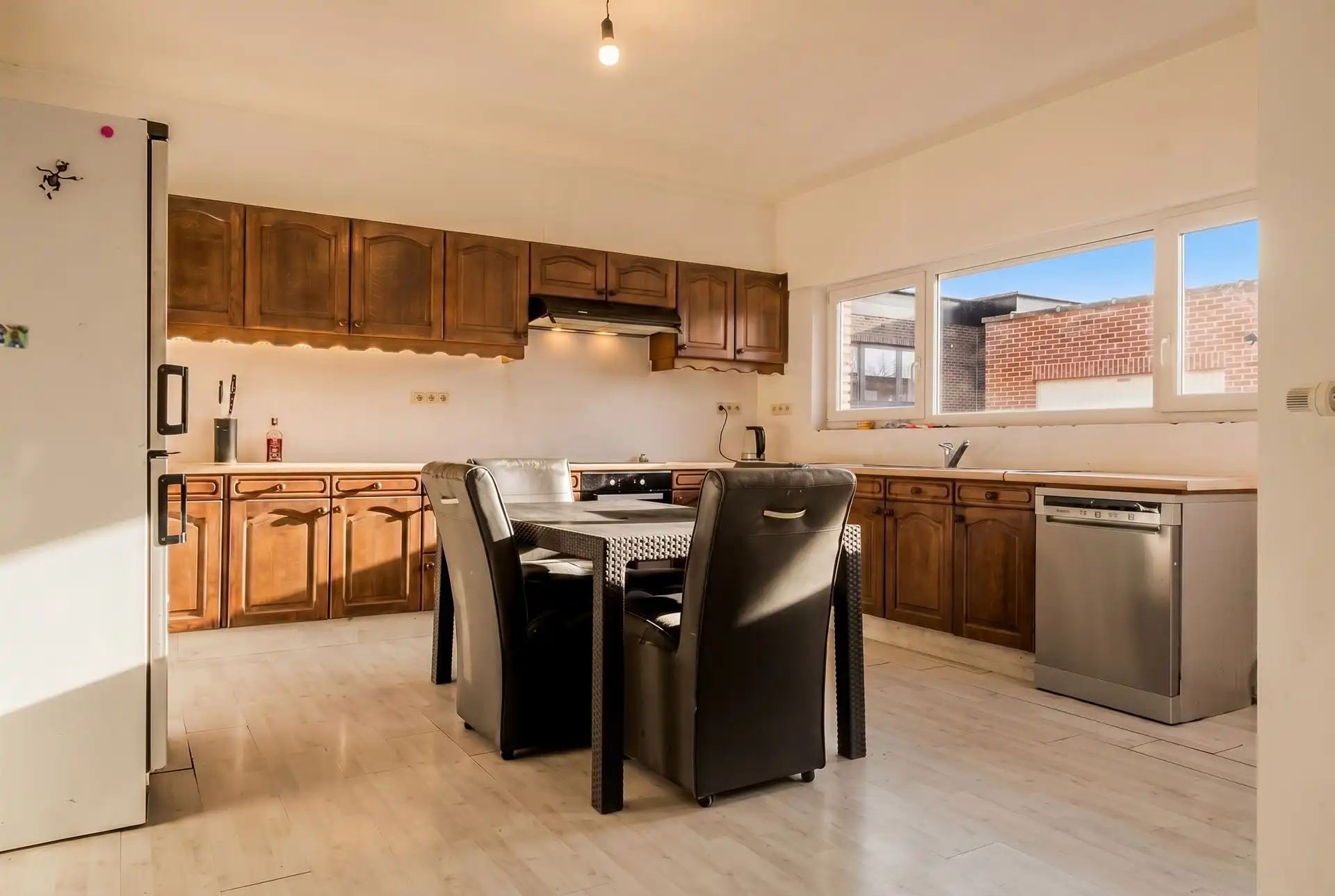 Zeer ruime woning met 6 slks, ideaal voor een groot gezin of co-housing. foto 5