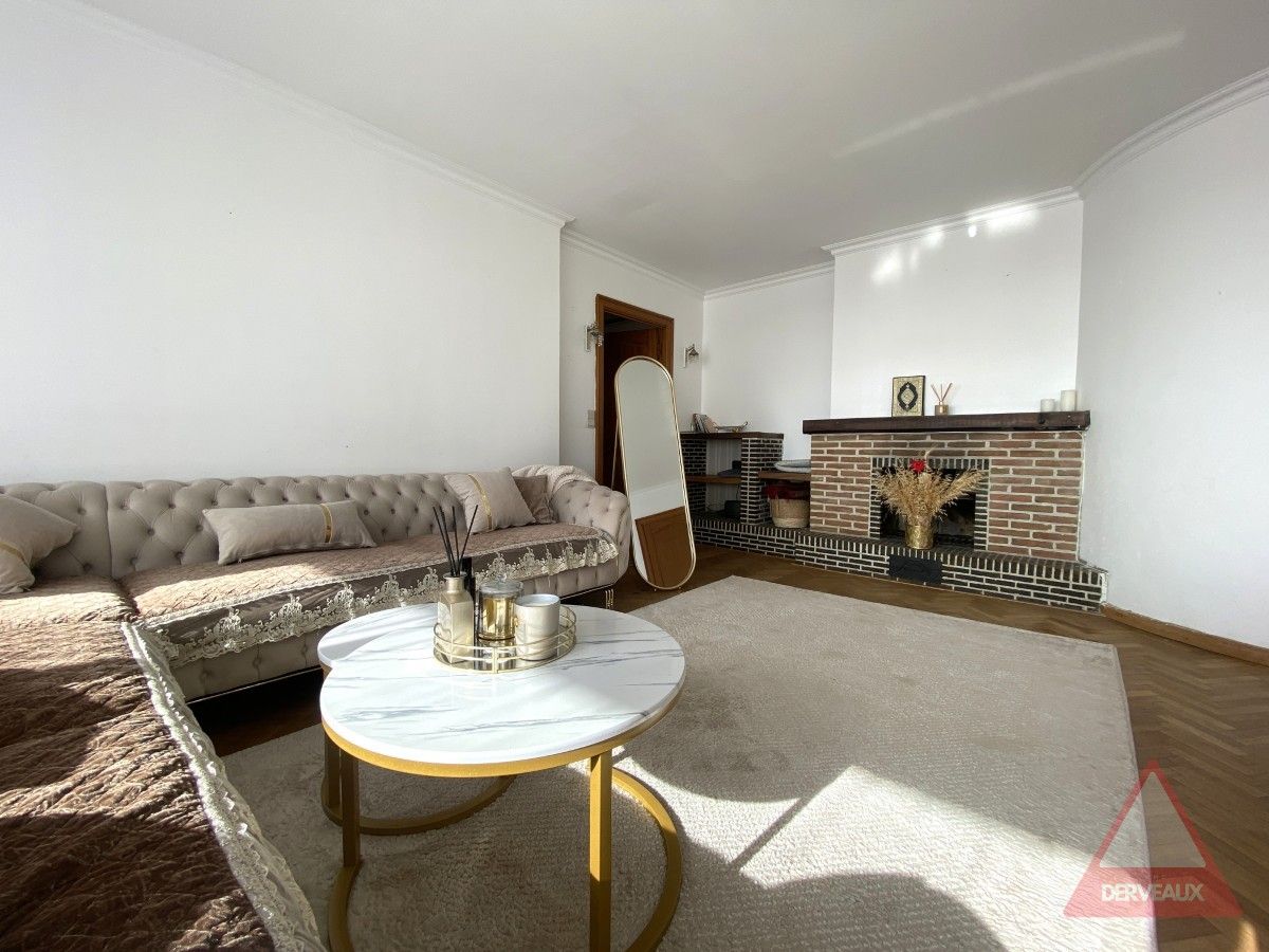 Roeselare – Lichtrijk appartement met terras op het 7de verdiep foto 5