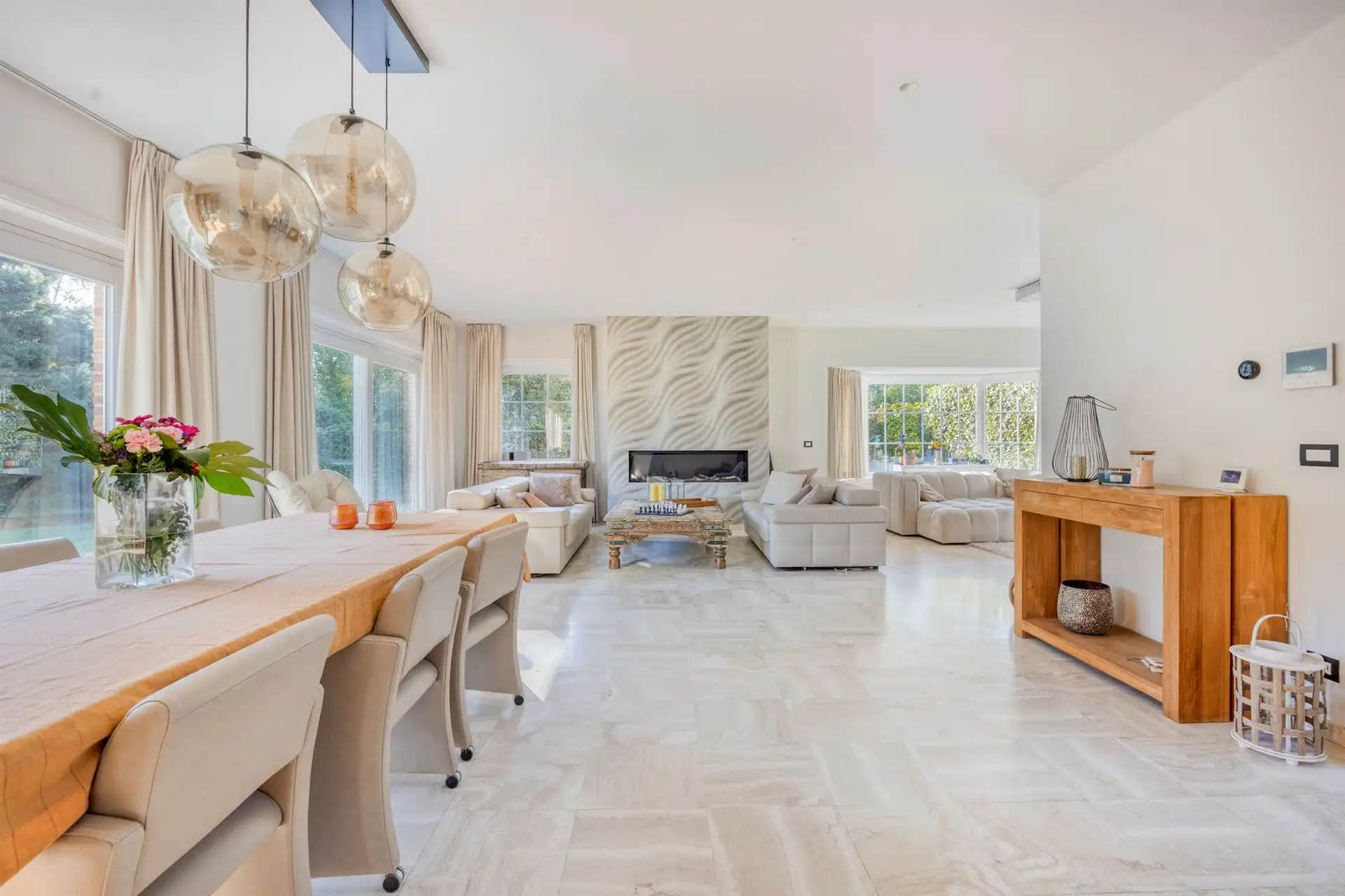 Prachtig gerenoveerde villa met 4 à 5 slpks en zwembad te Schilde foto 7