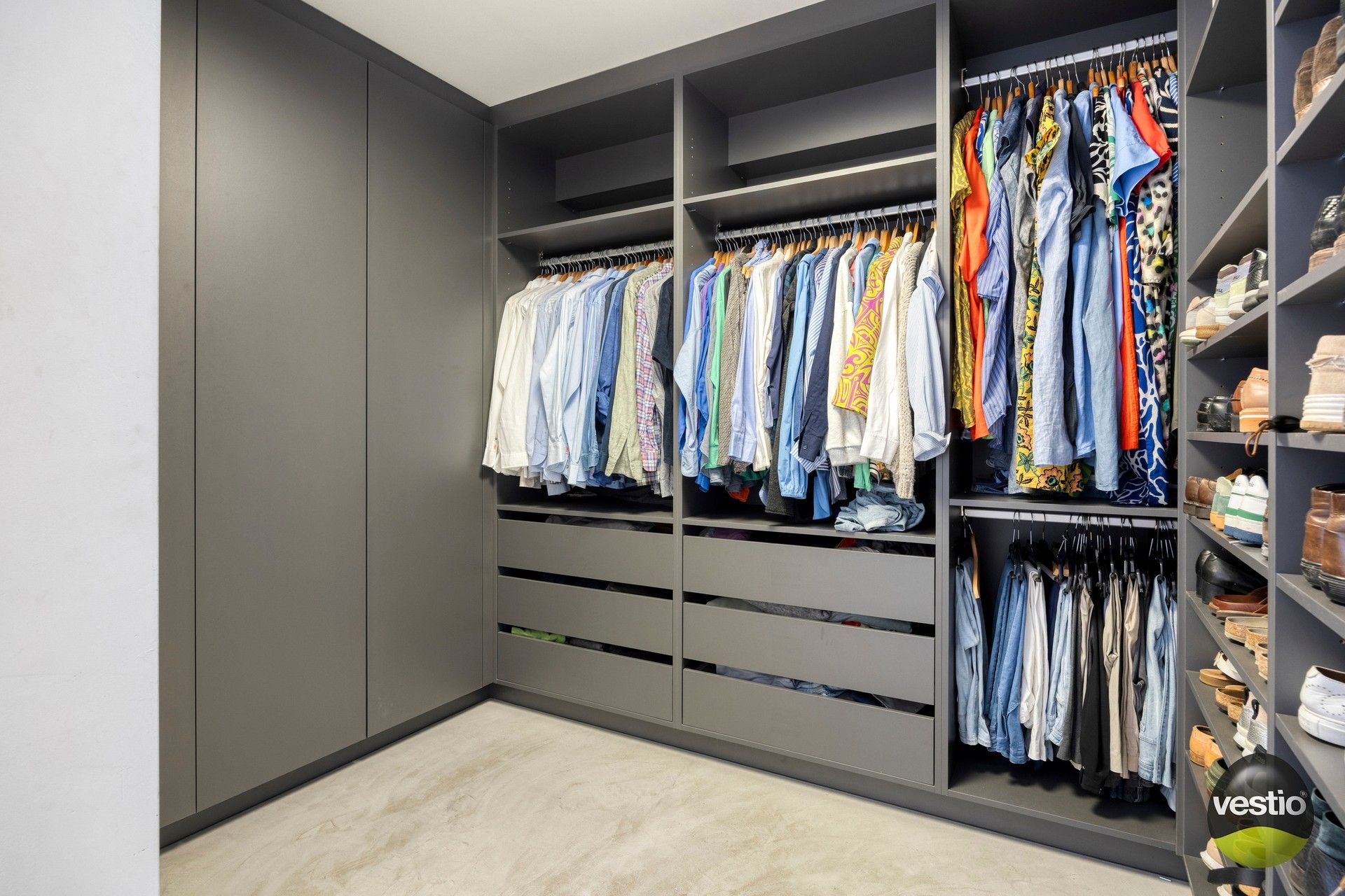 Moderne villa in de gegeerde Mombeekdreef – luxe, licht en rust op een toplocatie in Hasselt foto 21