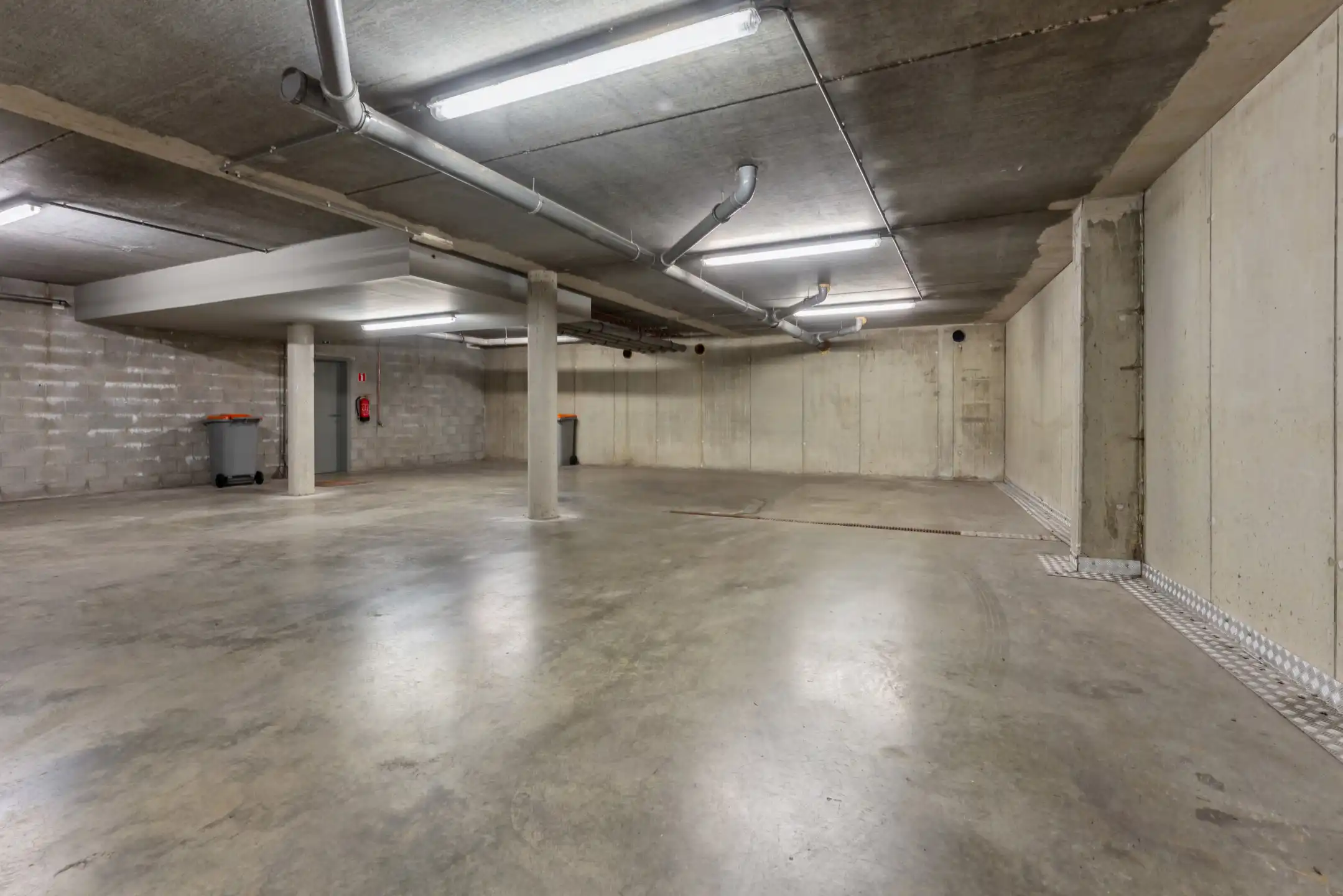 Instapklaar 1-slaapkamerappartement te Lanaken foto 14