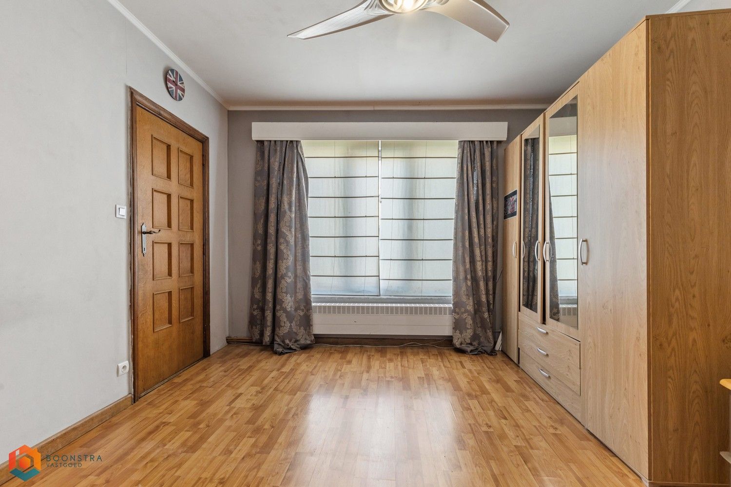 Ruime woning met handelsruimte en grote garage / werkplaats foto 21