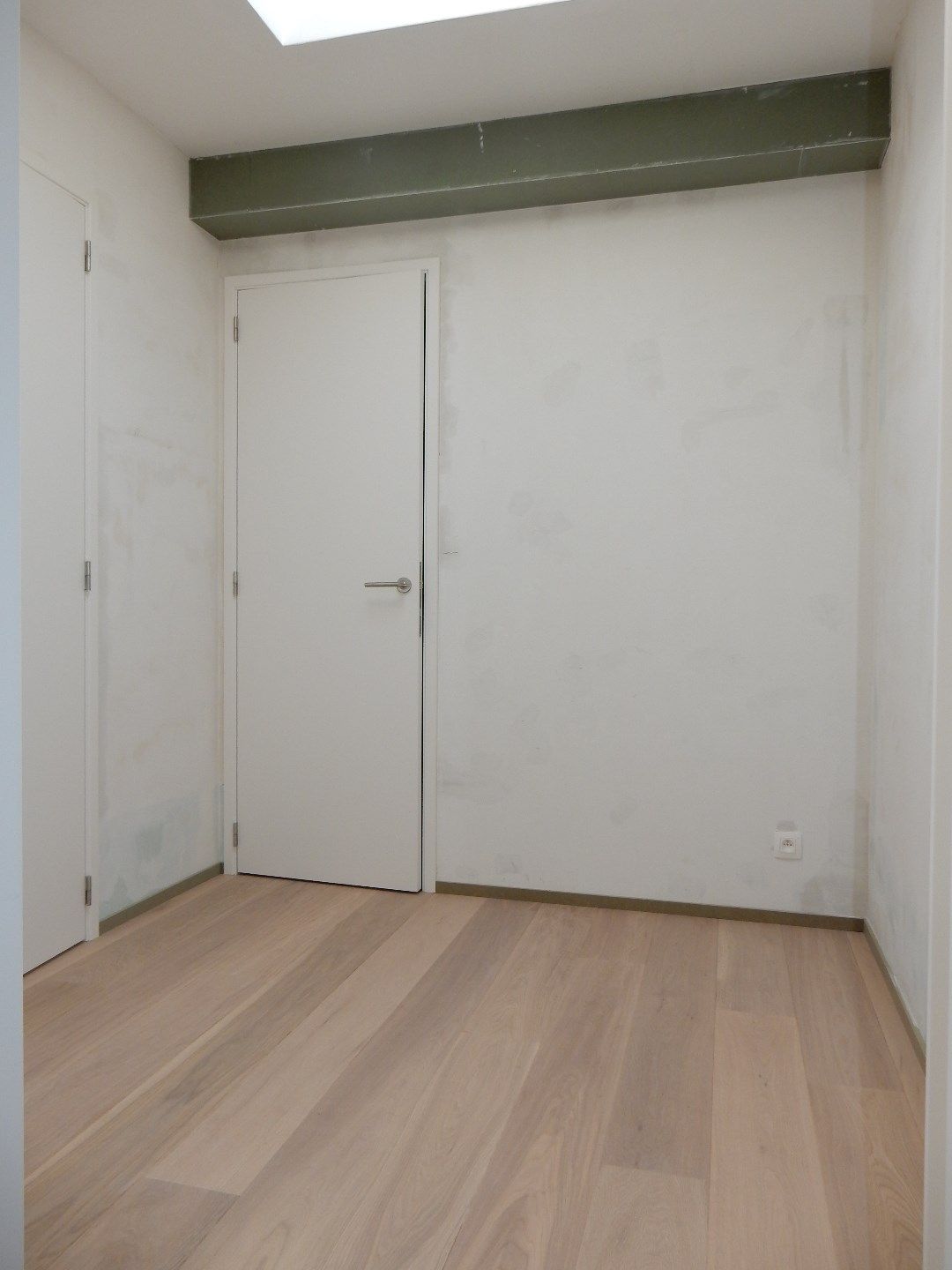 Ruim appartement met 3 slaapkamers en dubbele garagebox foto 17