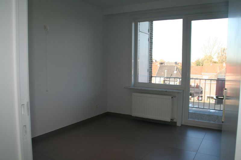 Instapklaar appartement met 2 slaapkamers en garage foto 8