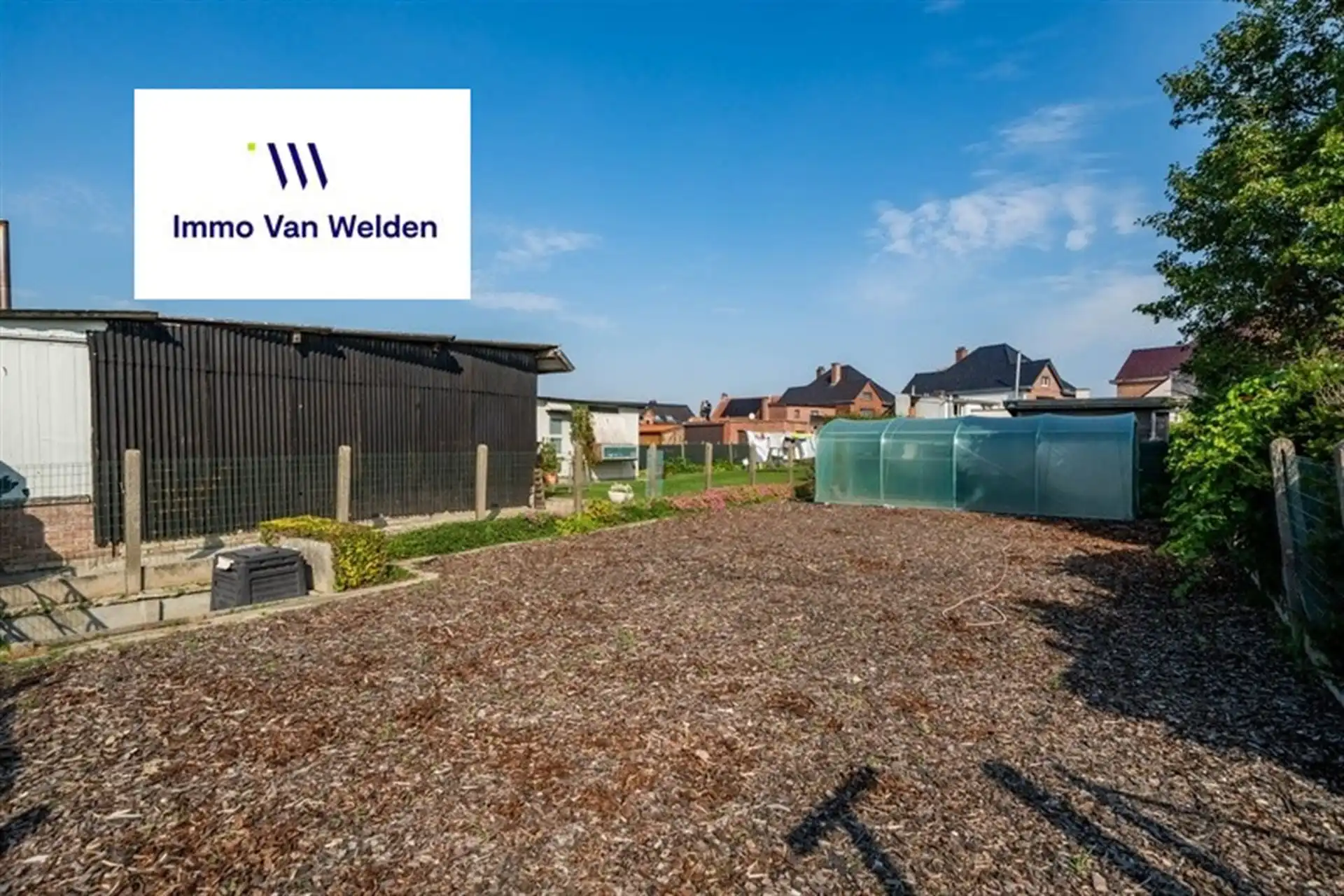 Te moderniseren halfopen woning met tuin en garage op 629 m² in Ouwegem. foto 16