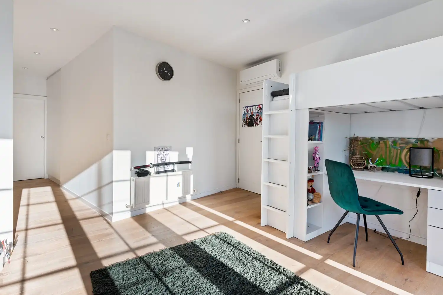 Prachtige duplex (240m²) met eigen inkom, 4 slaapkamers & terras foto 21