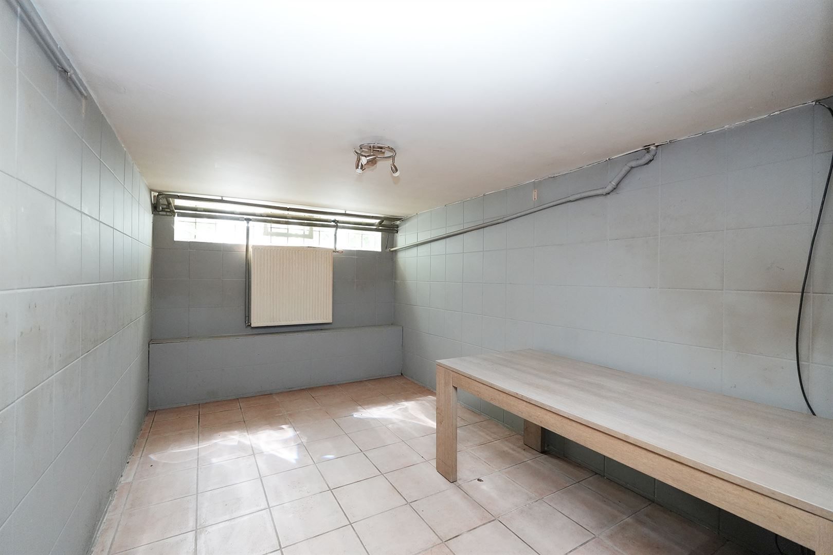 Laagbouw met grote tuin zonder renovatieplicht! foto 12