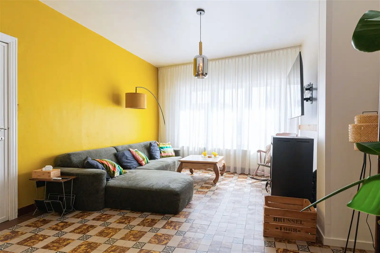 Ruime gezinswoning met grote tuin in Denderhoutem! foto 6