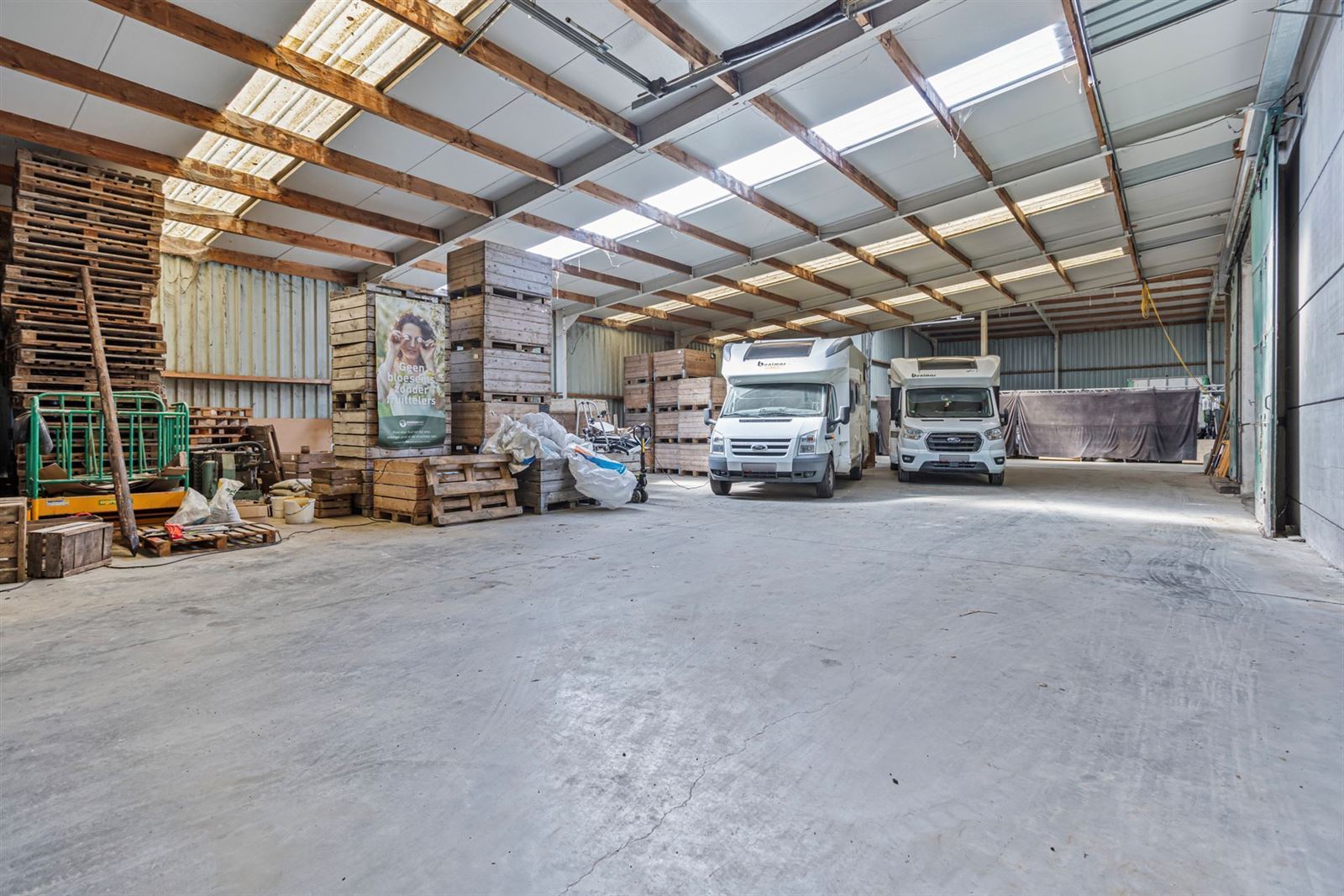 Te renoveren woning met schuur en loodsen  foto 26