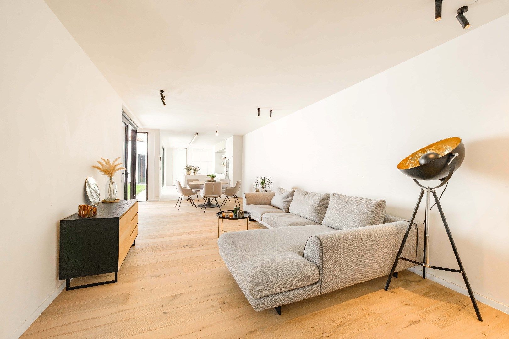 PRACHTIGE ENERGIEVRIENDELIJKE STADSWONING (MET 3 SLPKS)!  foto 6