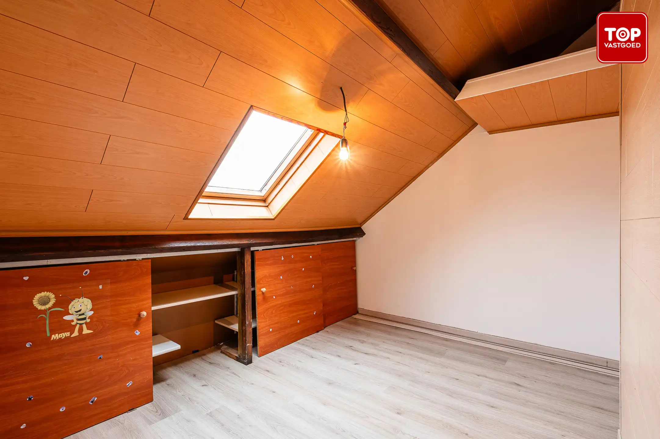 Te renoveren woning met 4 slaapkamers en leuke stadstuin. foto 22