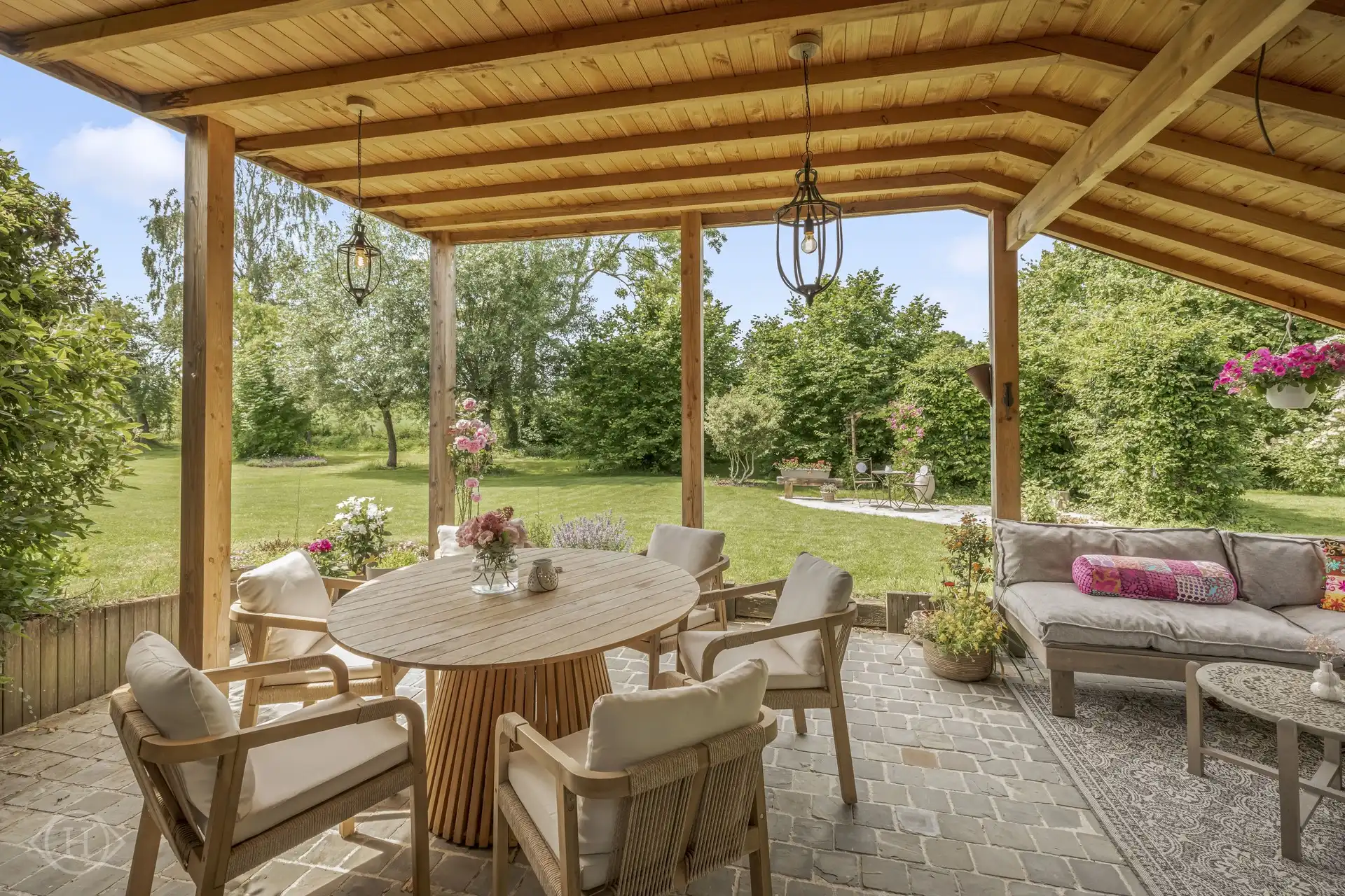 Exclusieve gerenoveerde hoeve foto 11