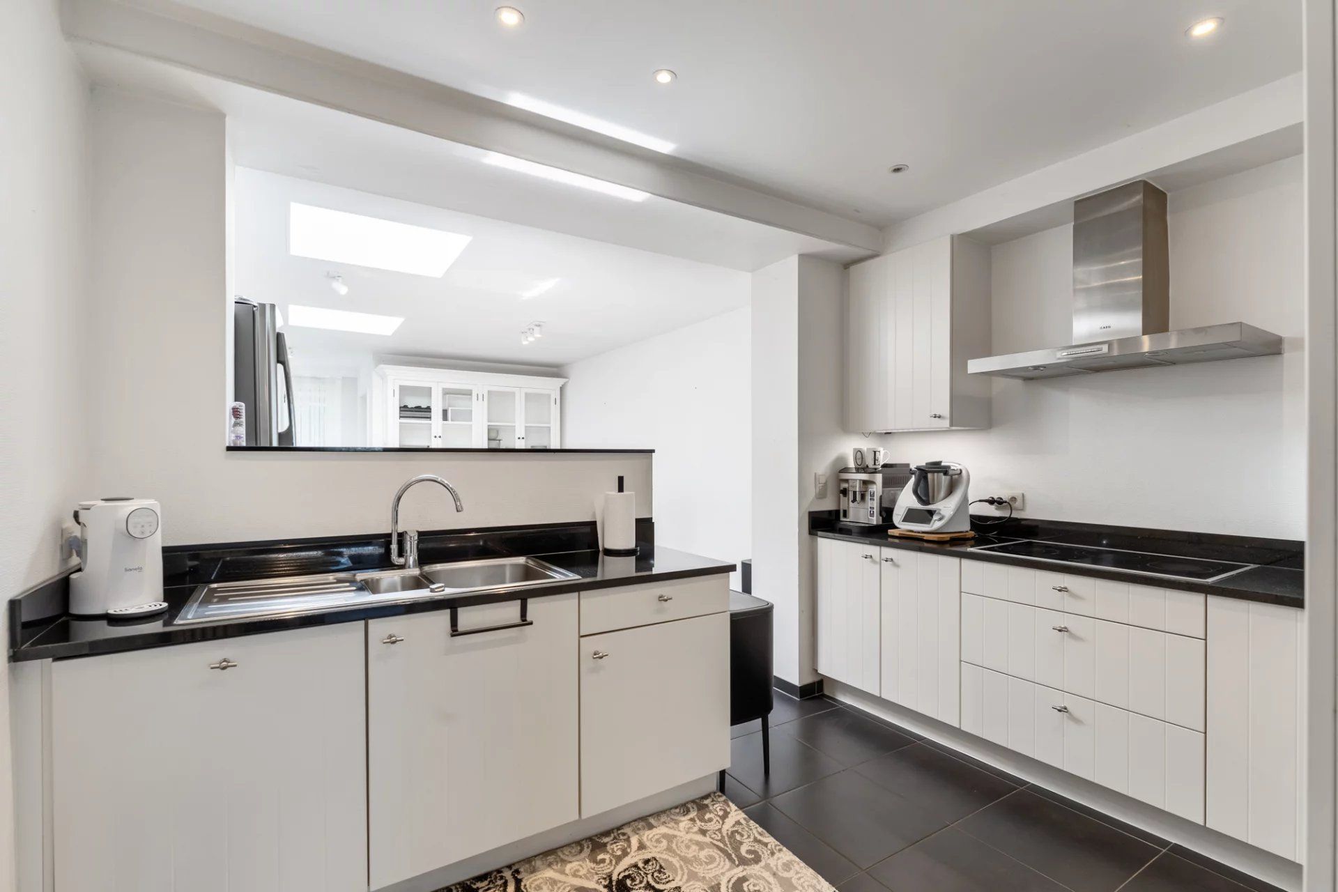 Ruime instapklare woning te Heusden-Zolder foto 6
