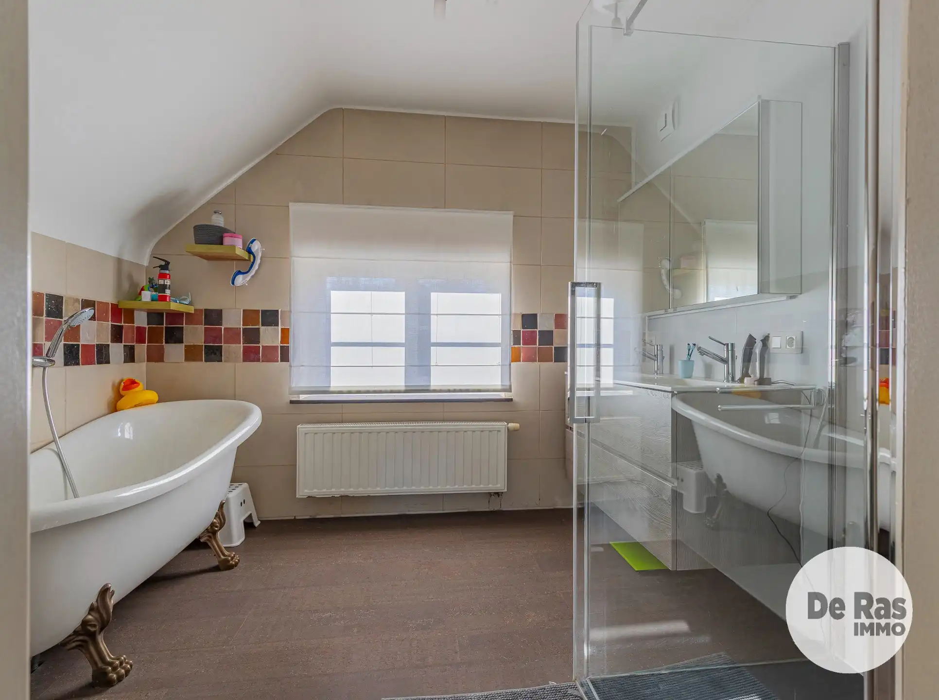 HAALTERT- Karaktervolle woning met 4 slpk. en prachtige tuin foto 16
