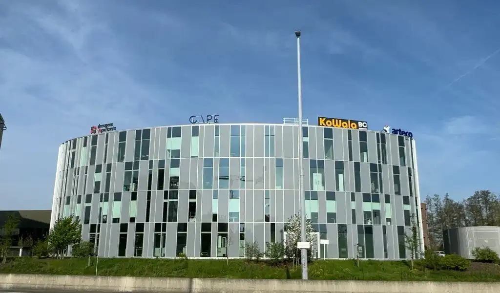 Kantoorverdiep te huur in Kowala Business Center in Gent foto 19