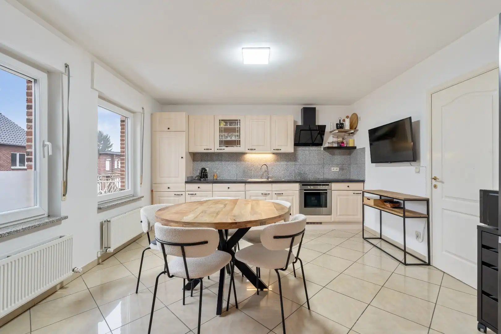 Ruim energiezuinig duplexappartement (146 m²) -  kwaliteitslabel B -  3 slaapkamers, terras en private buitenparking. foto 5