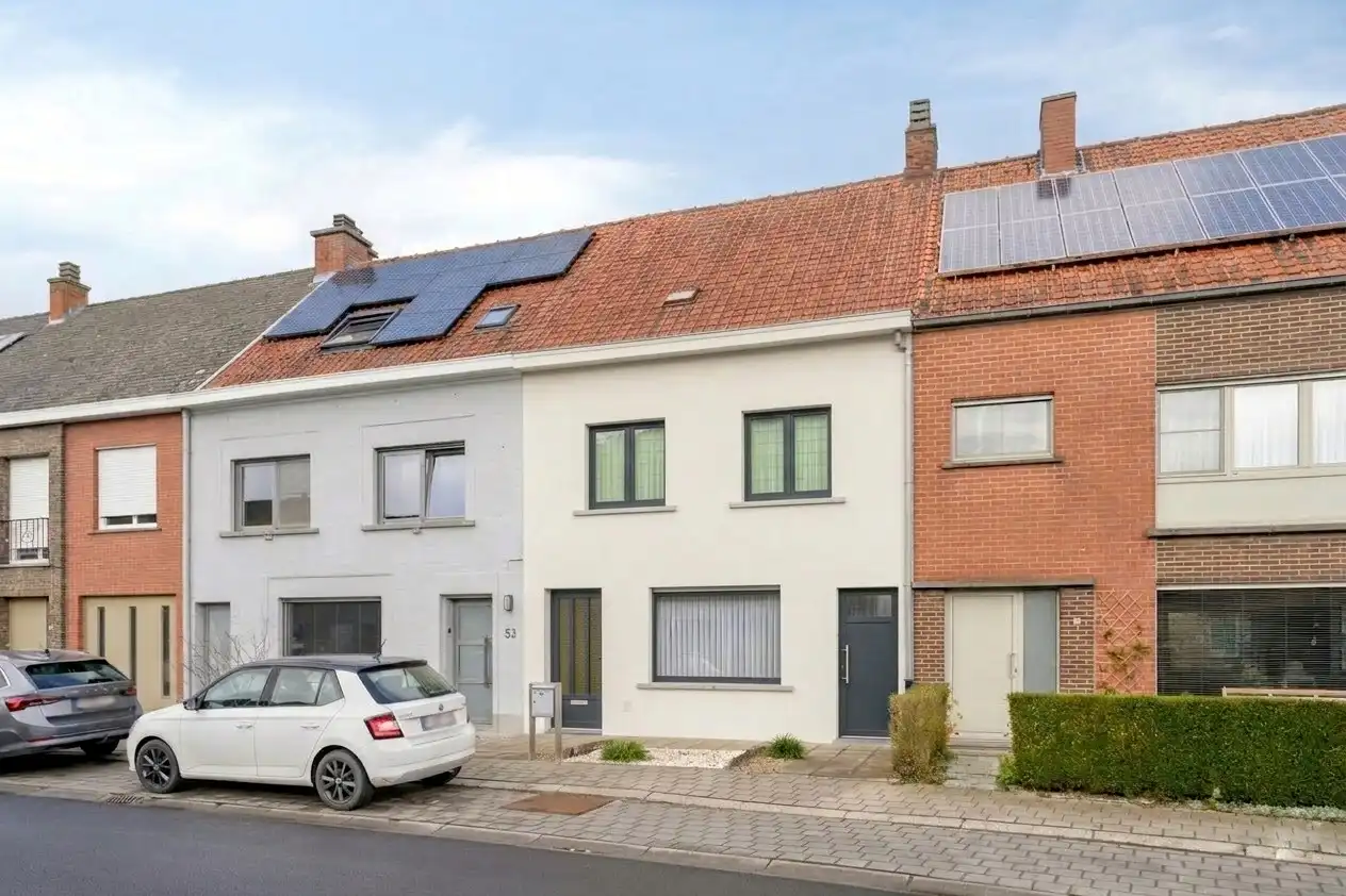 Karaktervolle rijwoning met enorme tuin en 177 m² potentieel, tal van renovatiemogelijkheden foto 2