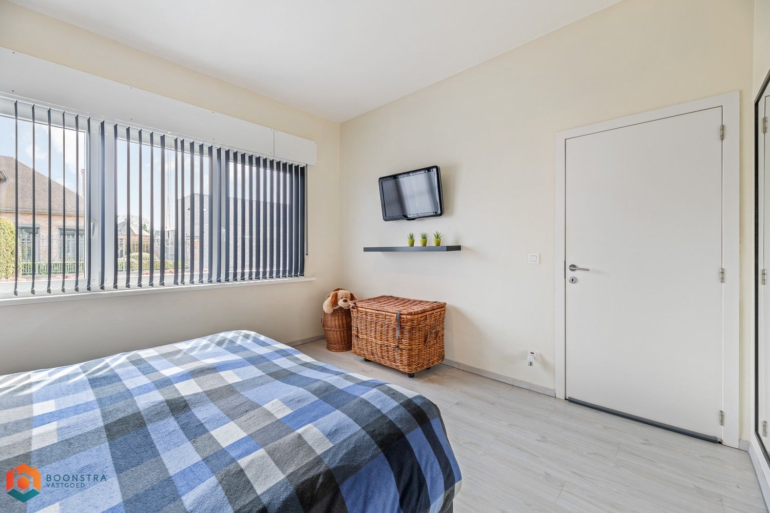 Instapklare gelijkvloers woning met 2 (à 3) slpkrs te Putte foto 13