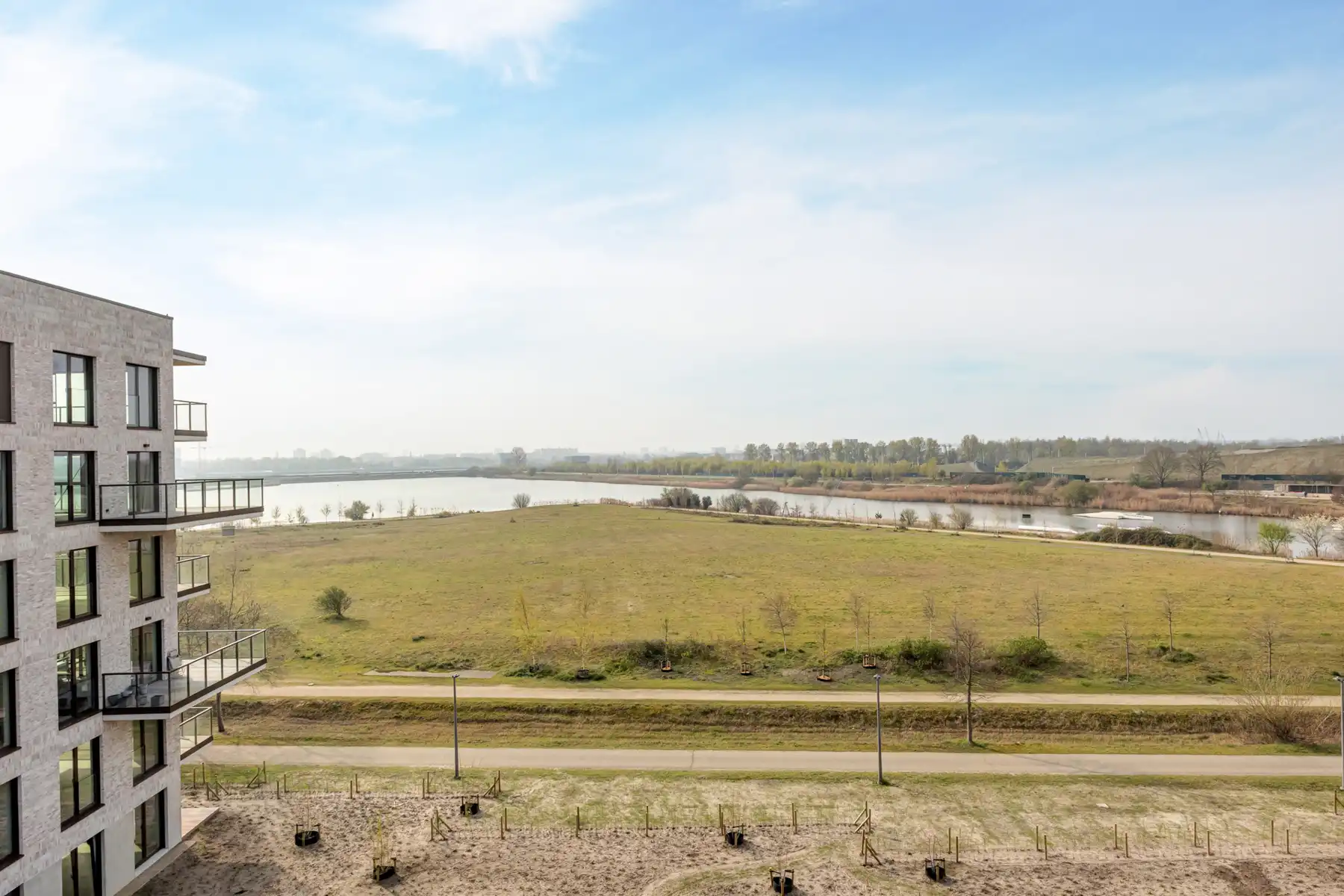 Riant nieuwbouw dakappartement met prachtig uitzicht  foto 29