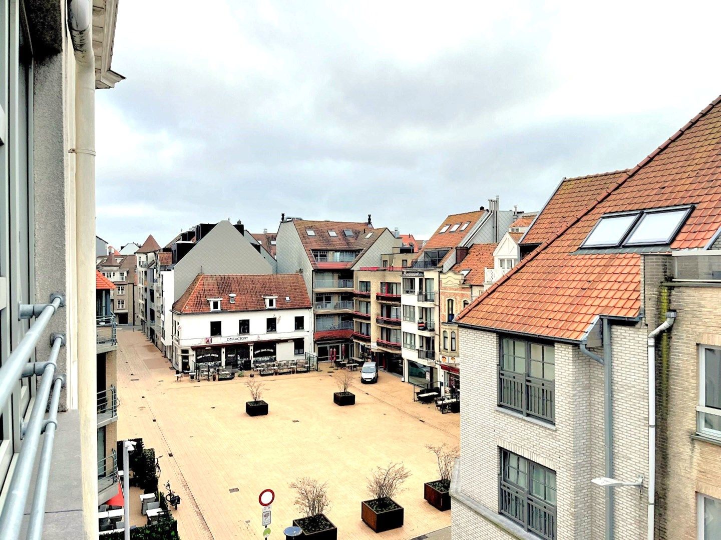 ()=>{if(producerUpdateValueVersion(node),producerAccessed(node),node.value===ERRORED)throw node.error;return node.value} Vlamingstraat 40 - - 8301 Knokke-Heist