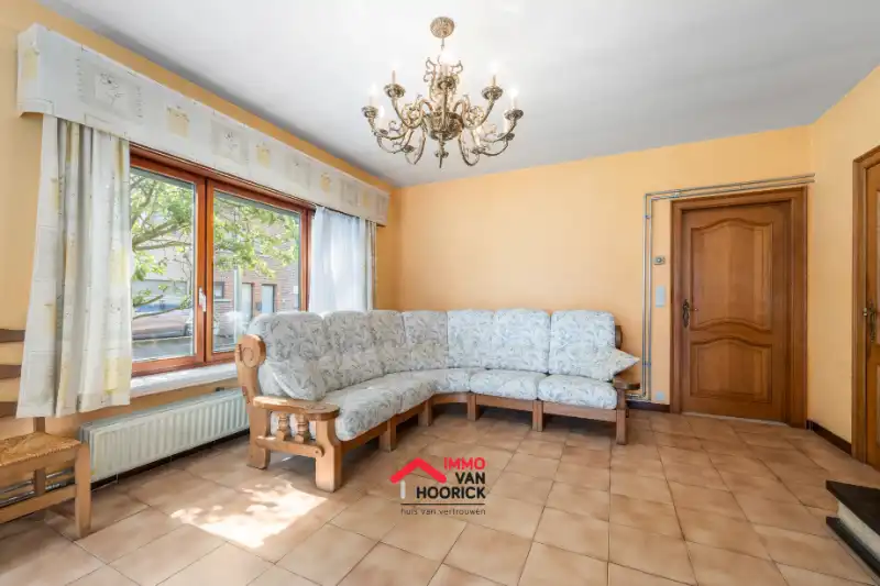 Ruime bungalow 3 slaapkamers op 676m²! foto 6