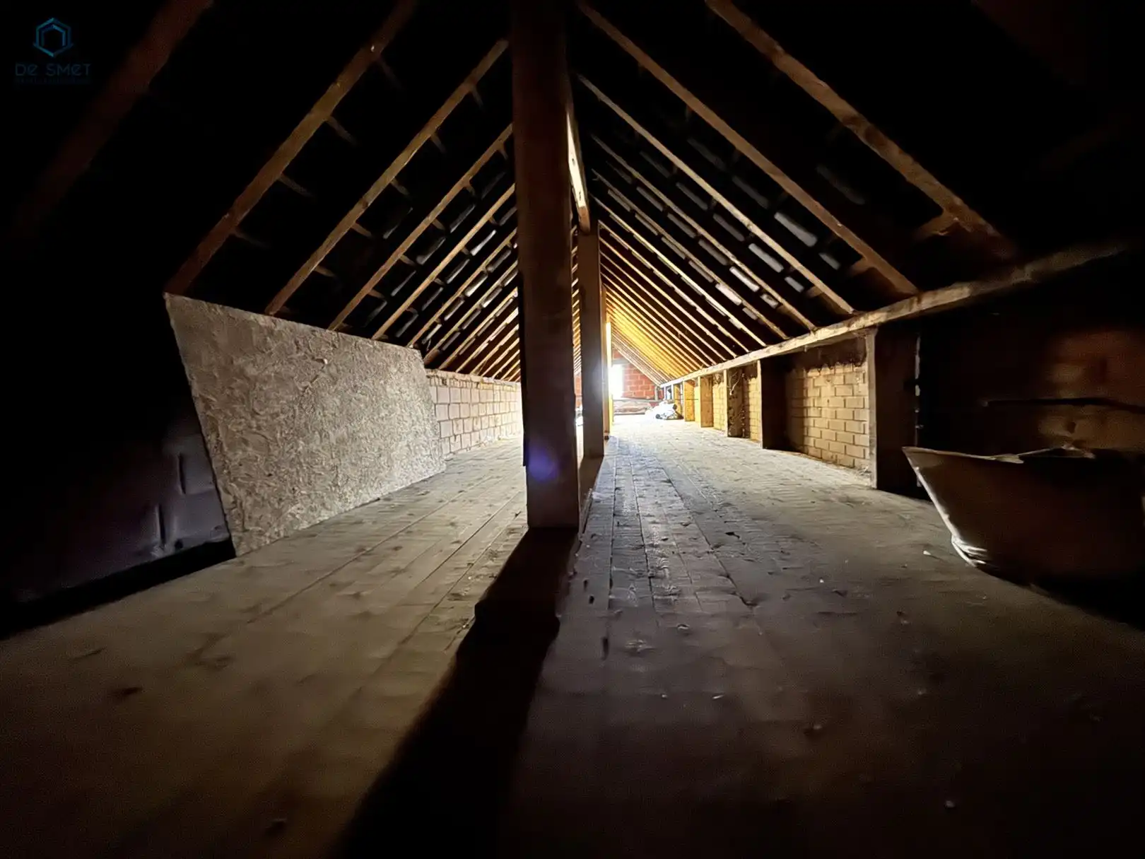 MAGAZIJN/BOUWGROND TE KOOP IN LIERDE foto 5